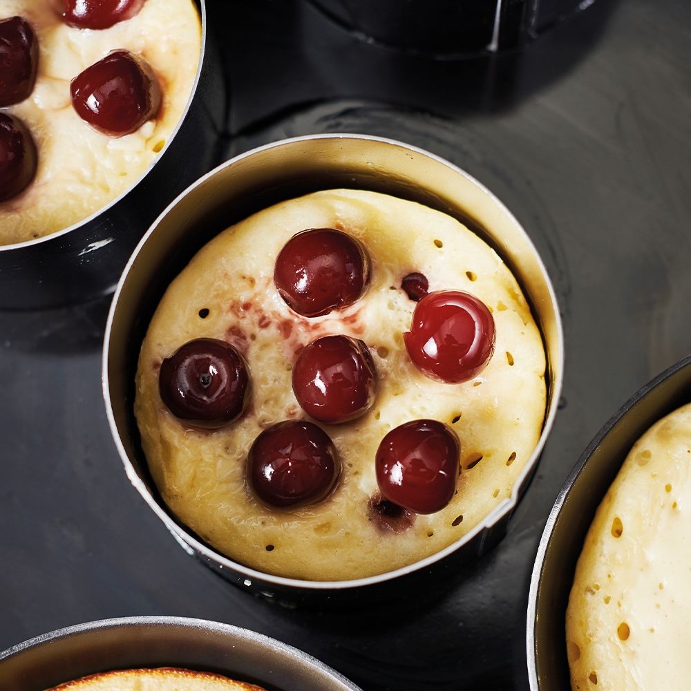 Fresh small cherry cake with sour cherries