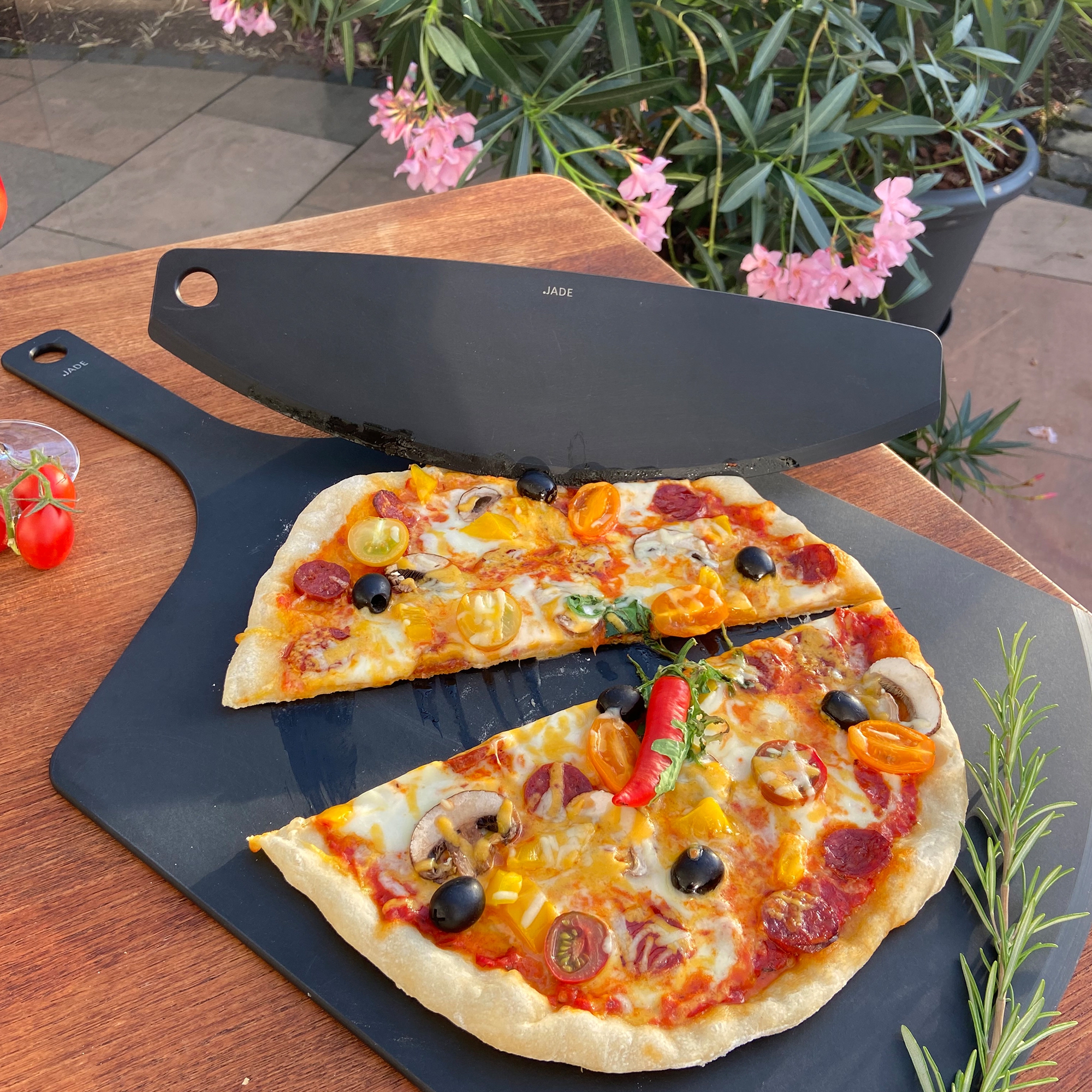 Jade - Serving/Cutting Board "Pizza"