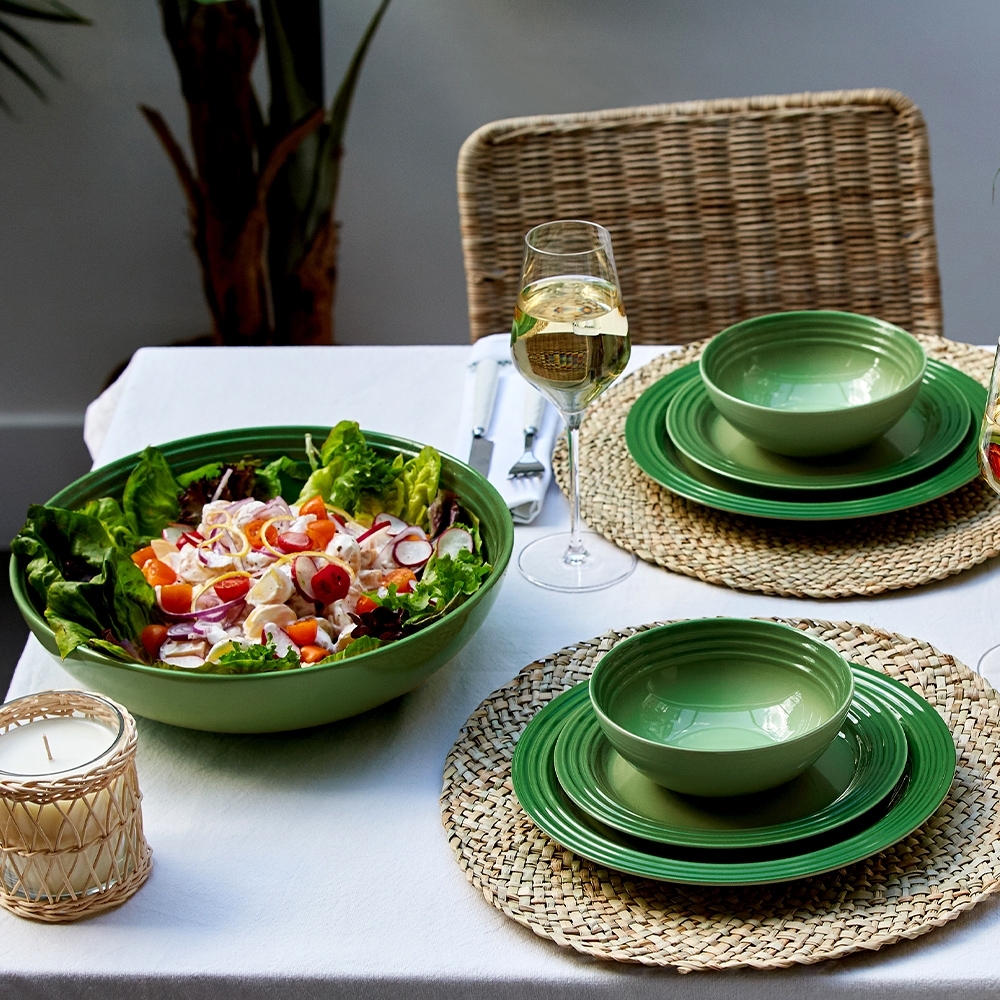 Le Creuset Stoneware Serving Bowl 24 cm - Main Image