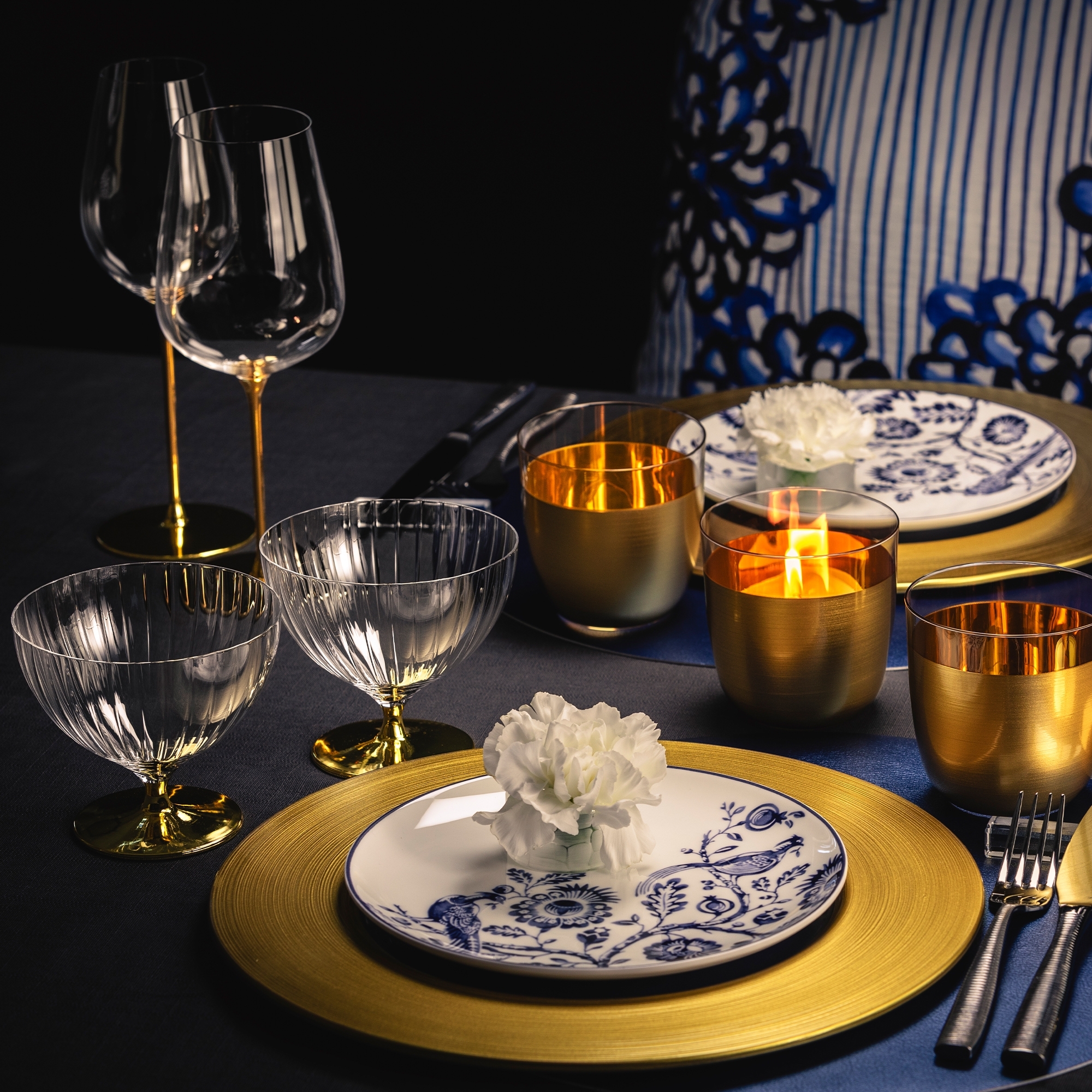 Eisch – Dessert bowl with foot, 11.5 cm, gold