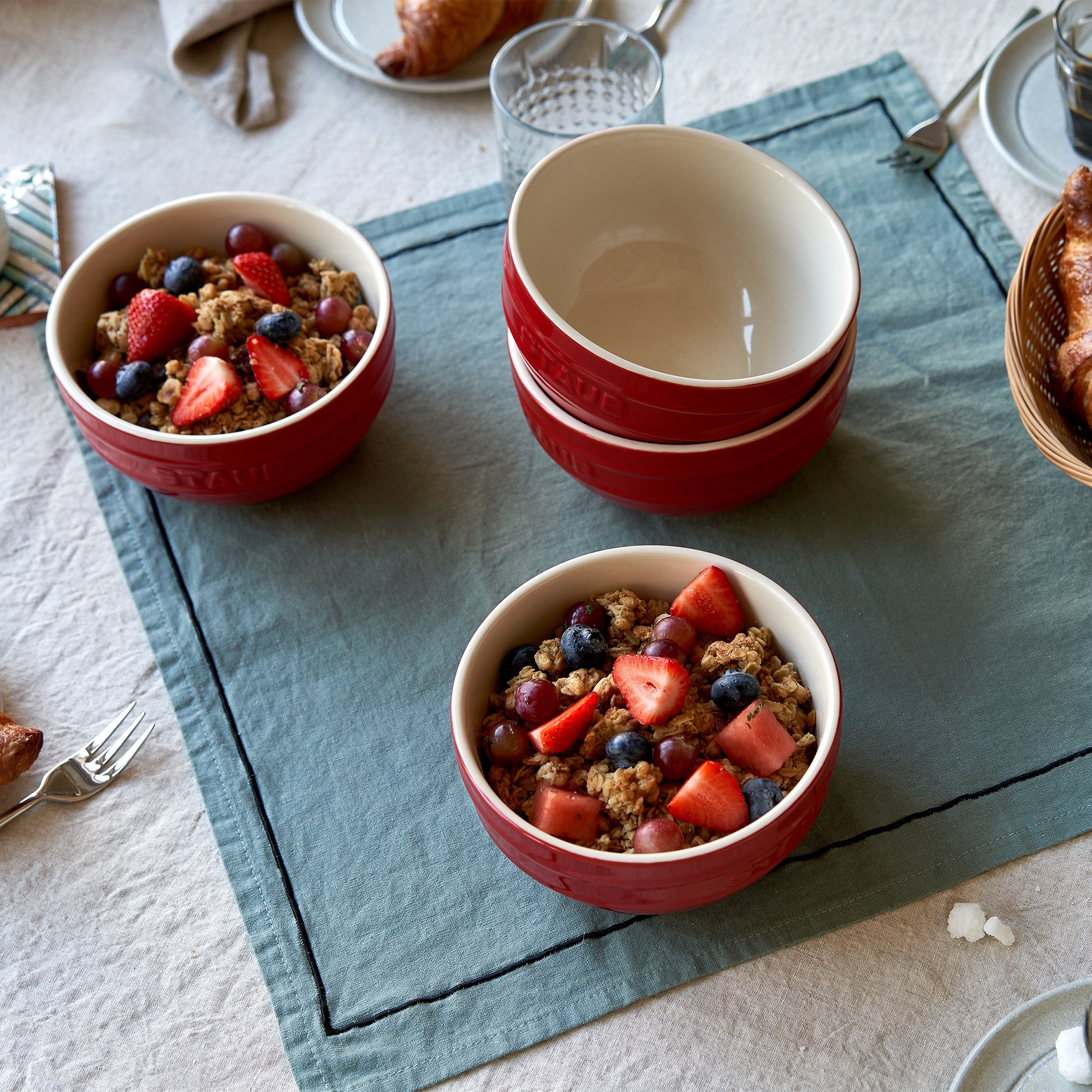STAUB - Bowl | Ceramique | 14 cm | cherry red
