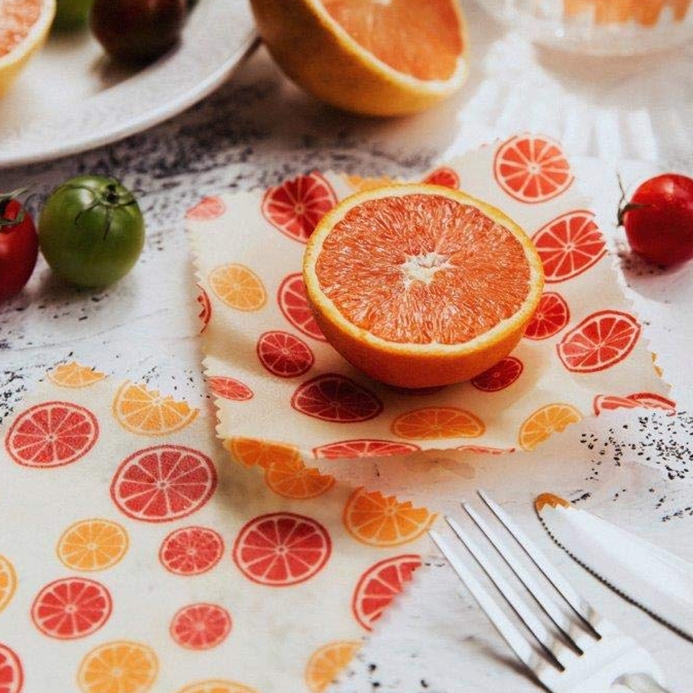 Nuts - Beeswax ""citrus"" - 2 pieces Nuts - Beeswax ""citrus"" - 2 pieces