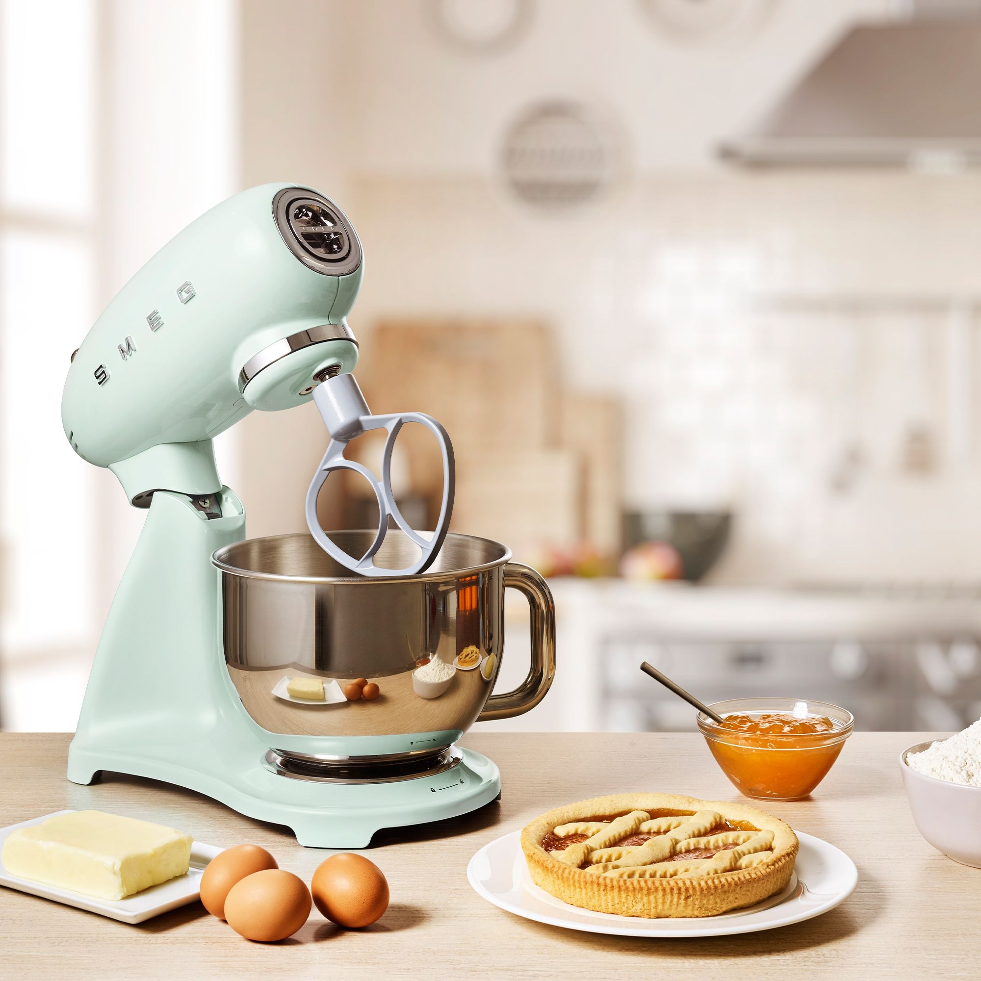 Smeg - Küchenmaschine SMF03 - Full-Color - Pastellgrün Smeg - Küchenmaschine SMF03 - Full-Color - Pastellgrün