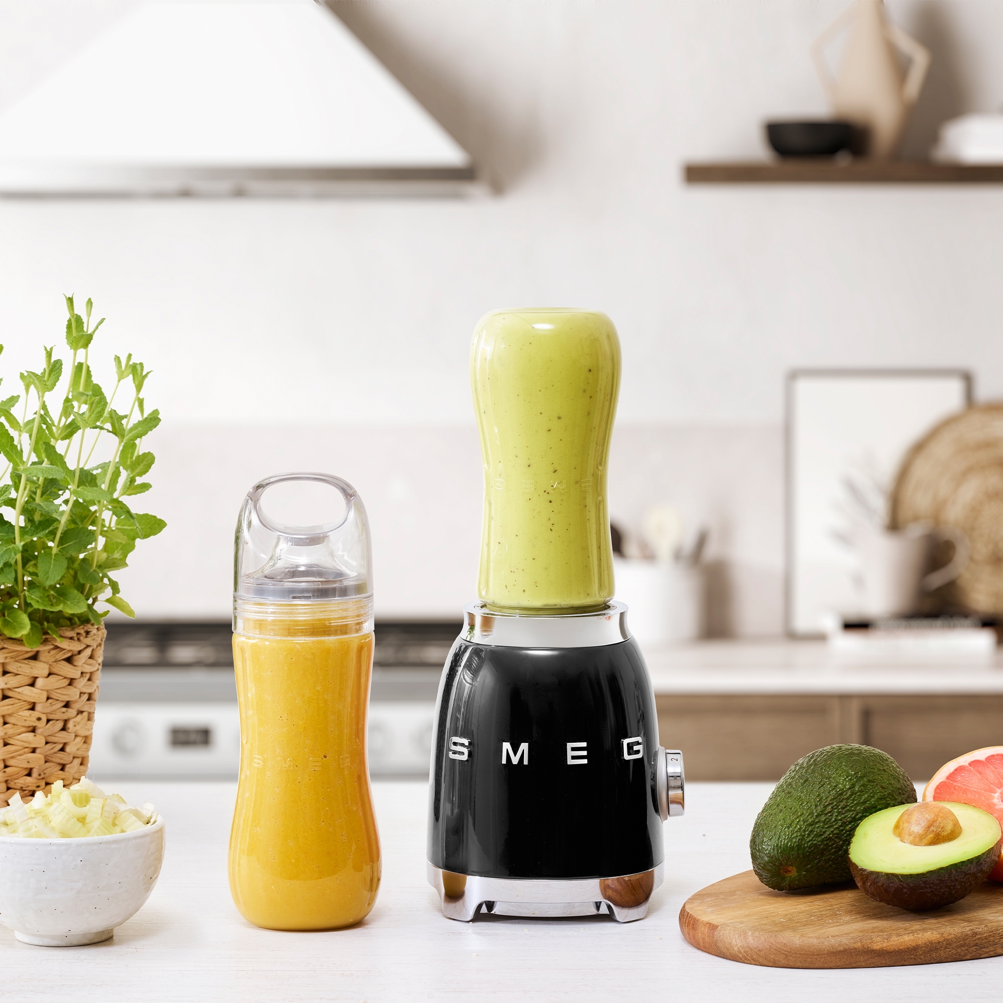 Smeg - Mini blender - design line style The 50 ° years Smeg - Mini blender - design line style The 50 ° years