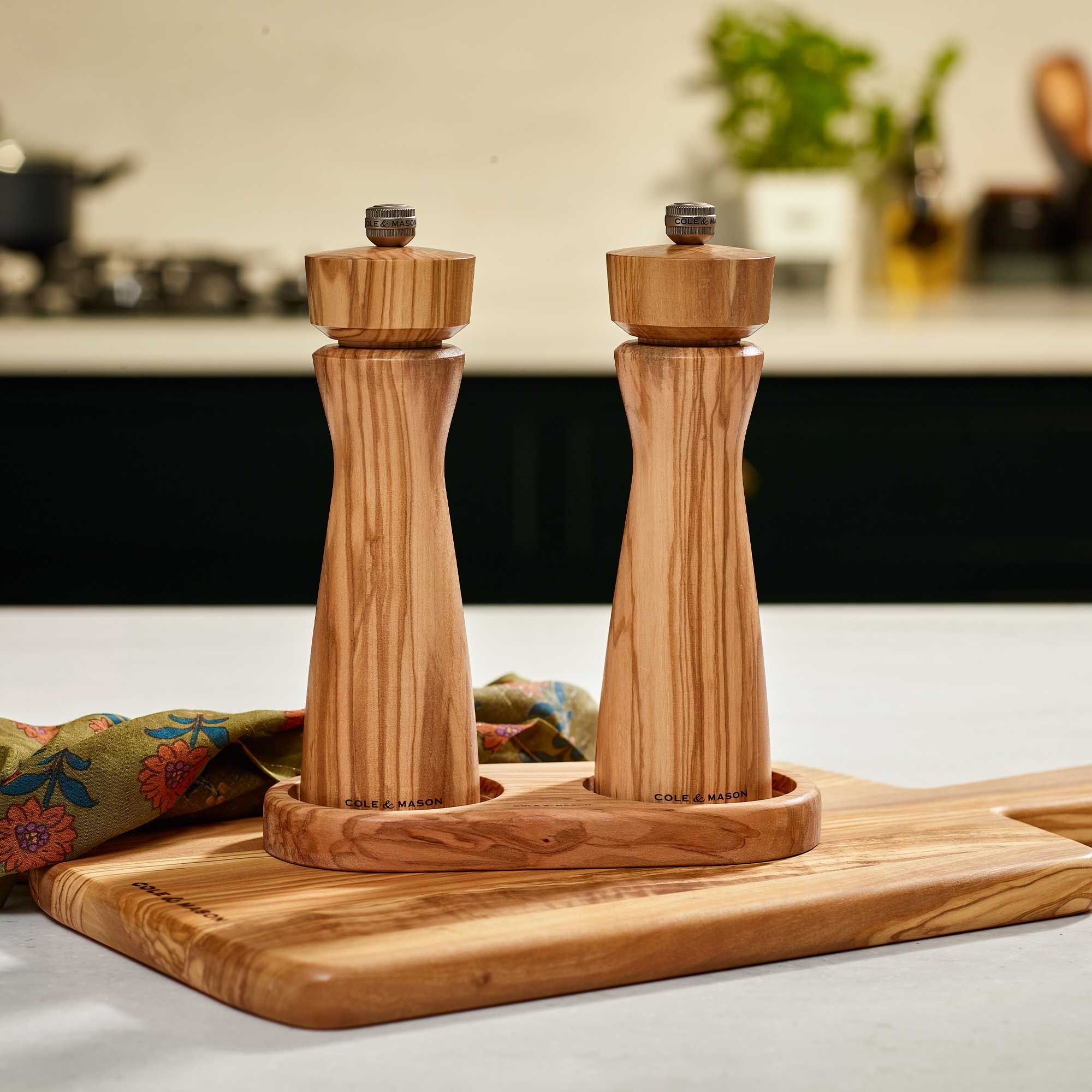 COLE & MASON - Portobello Pepper and Salt Mill Set | Olive Wood