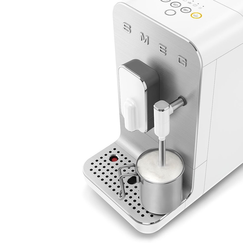 Smeg - Fully automatic coffee machine with steam function - White Smeg - Fully automatic coffee machine with steam function - White