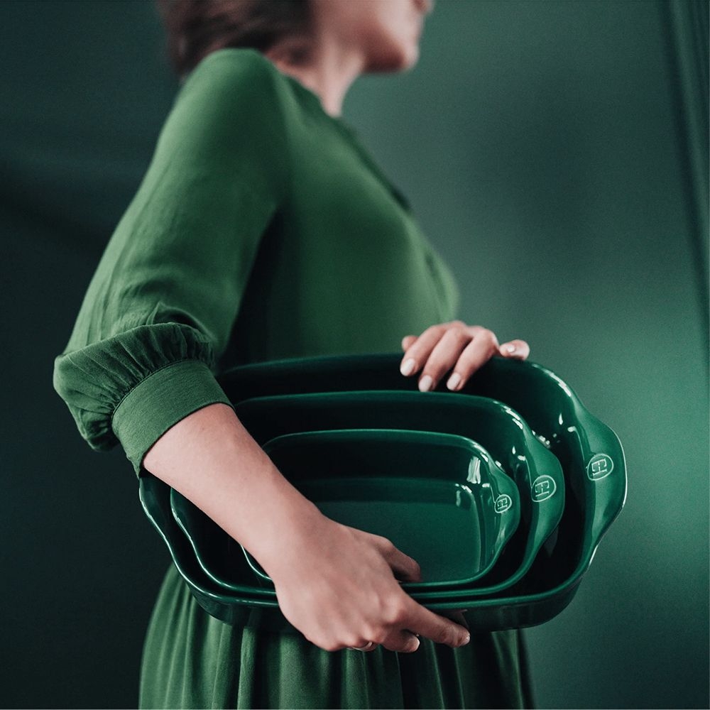 Emile Henry - Ultime Oven Dish 42 x 27 cm - 4,5 L Emile Henry - Ultime Oven Dish 42 x 27 cm - 4,5 L