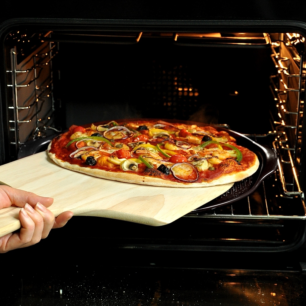 Emile Henry - Pizza Stone 37 cm - Fusain