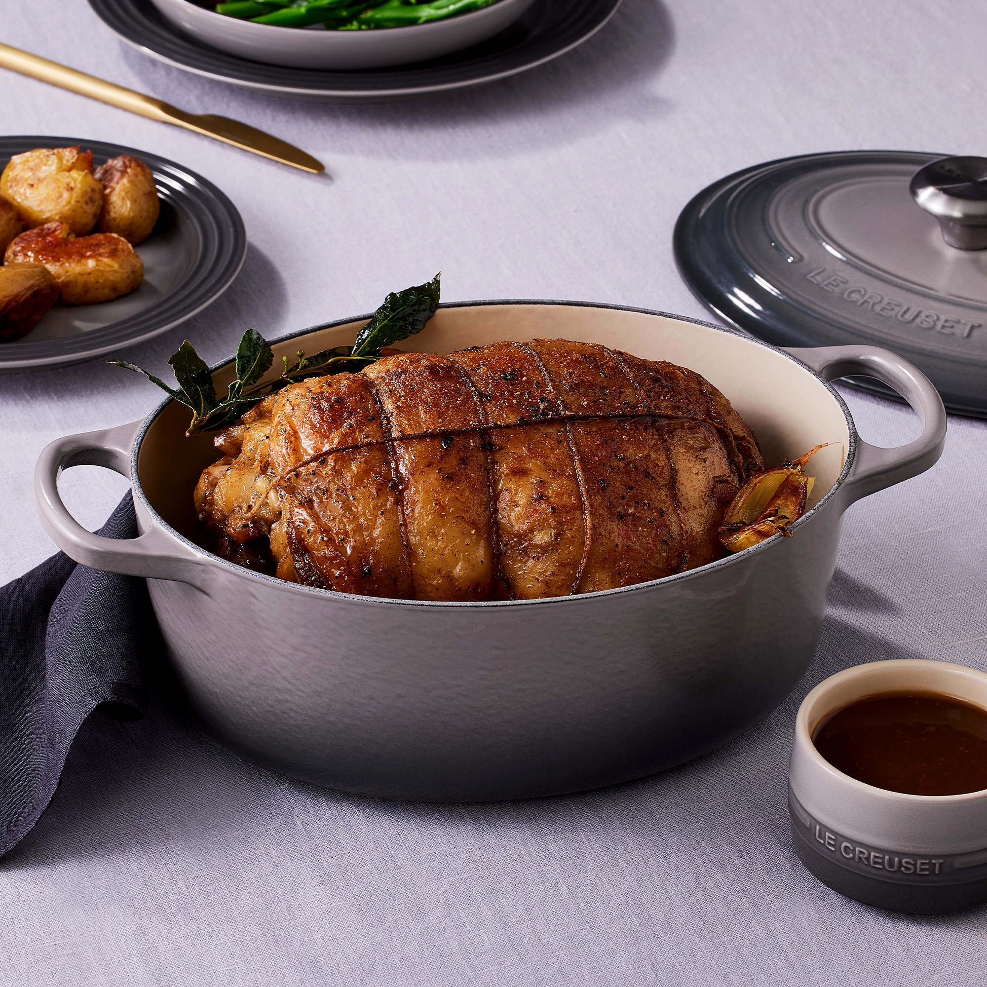 Le Creuset - Signature Bräter oval Le Creuset - Signature Bräter oval