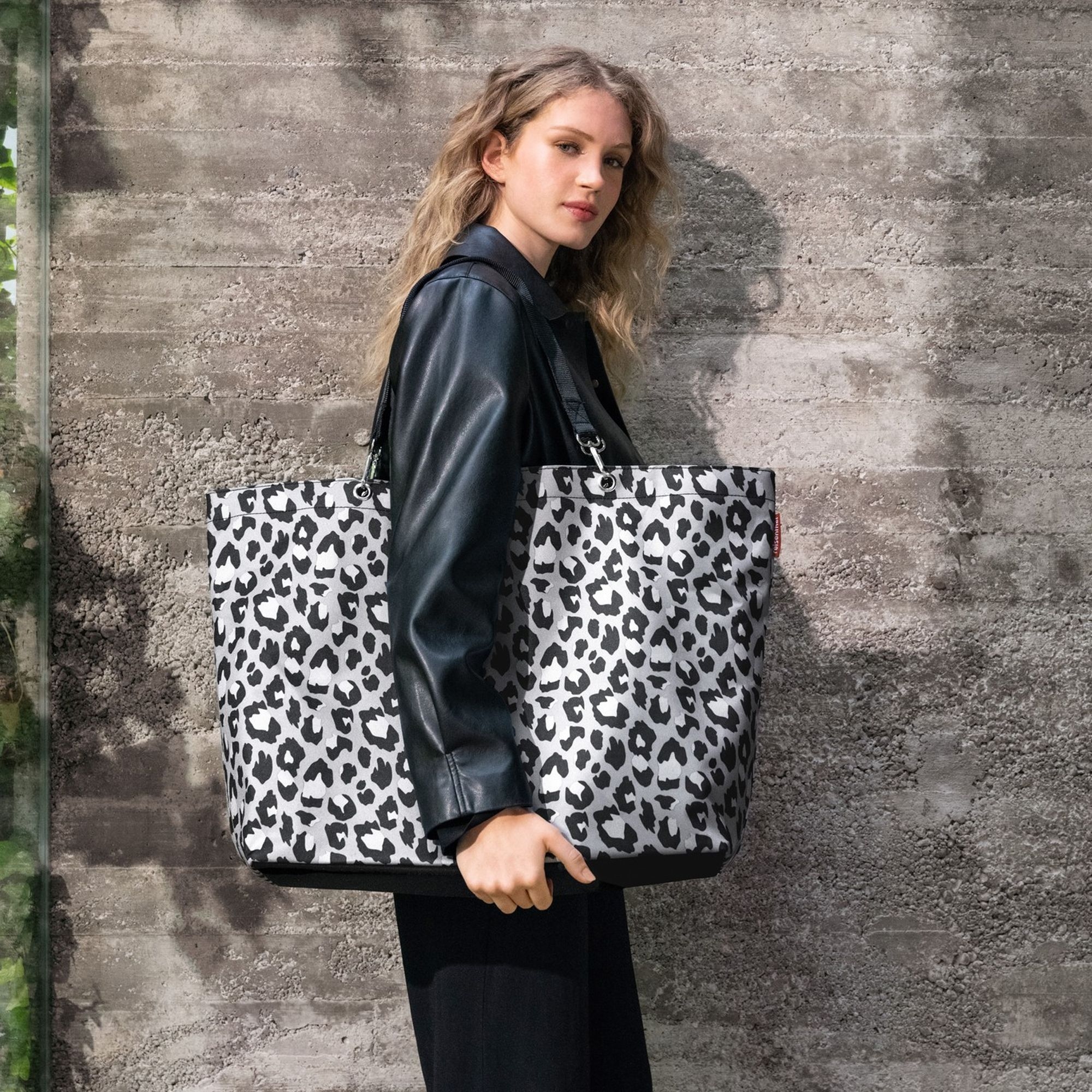 reisenthel - shopper XL - leo nero