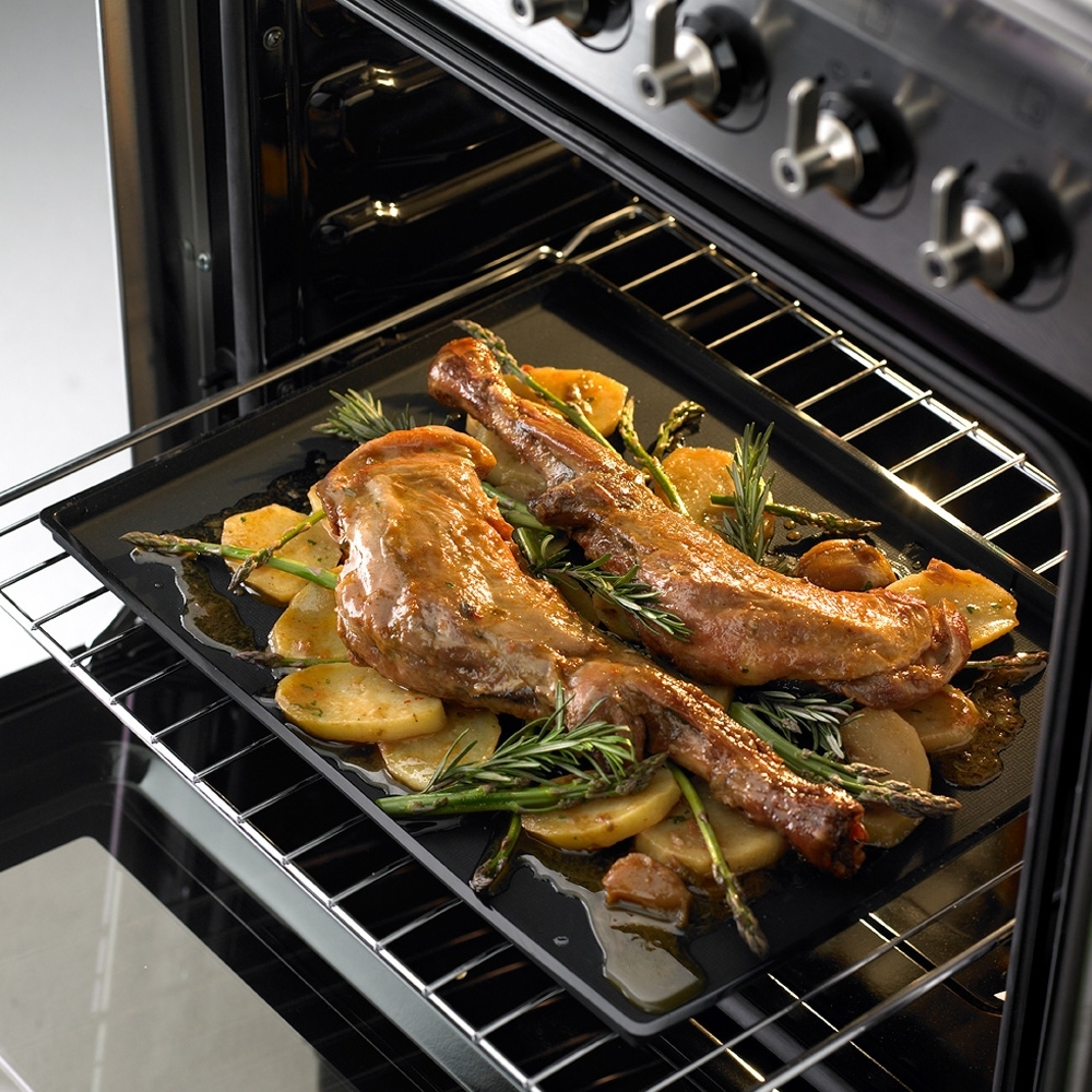 Lékué - Non-spill baking sheet 40x30 cm Lékué - Non-spill baking sheet 40x30 cm