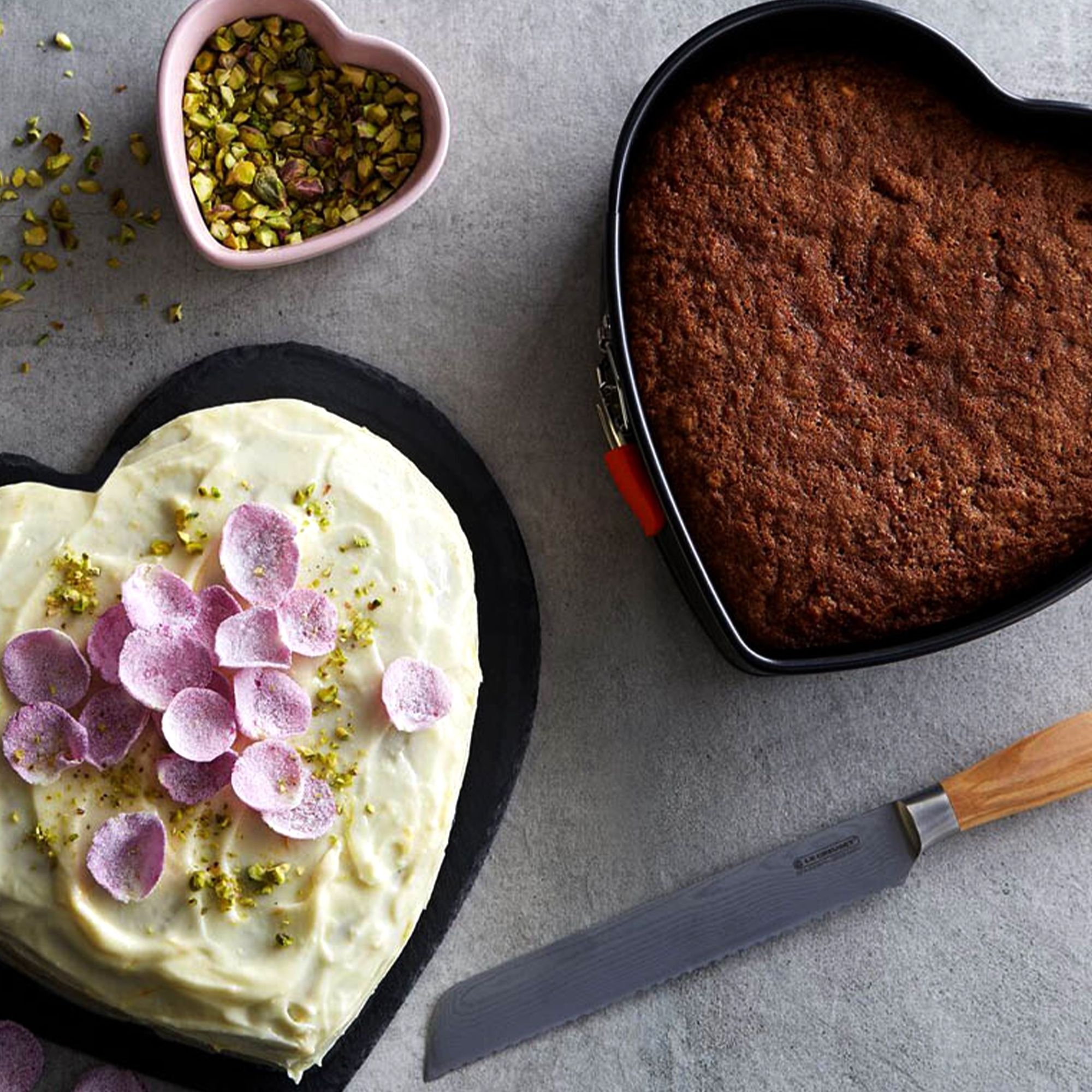 Le Creuset - Heart Springform Tin - 25 cm