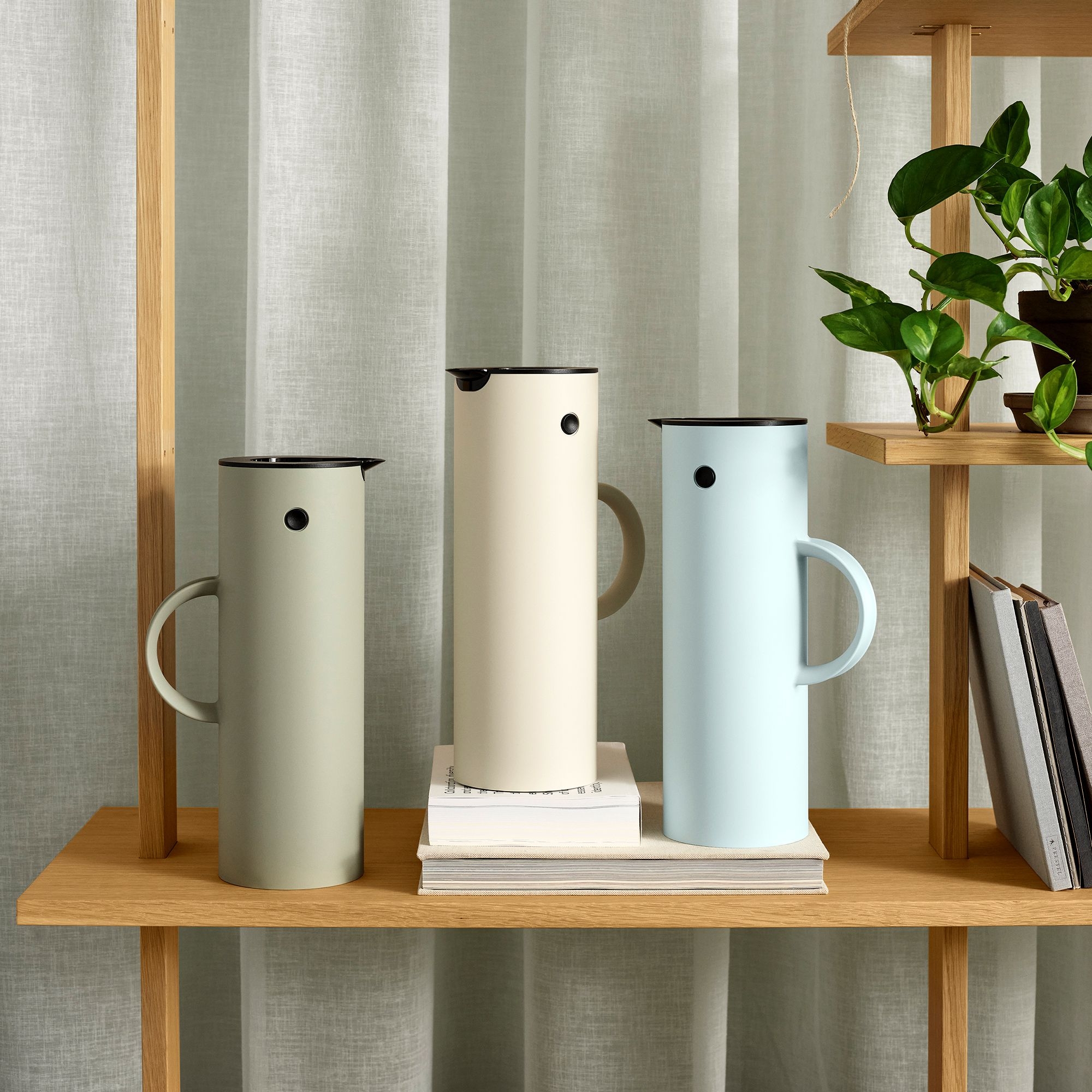 Stelton - EM77 Isolierkanne 1L - Warm Sand