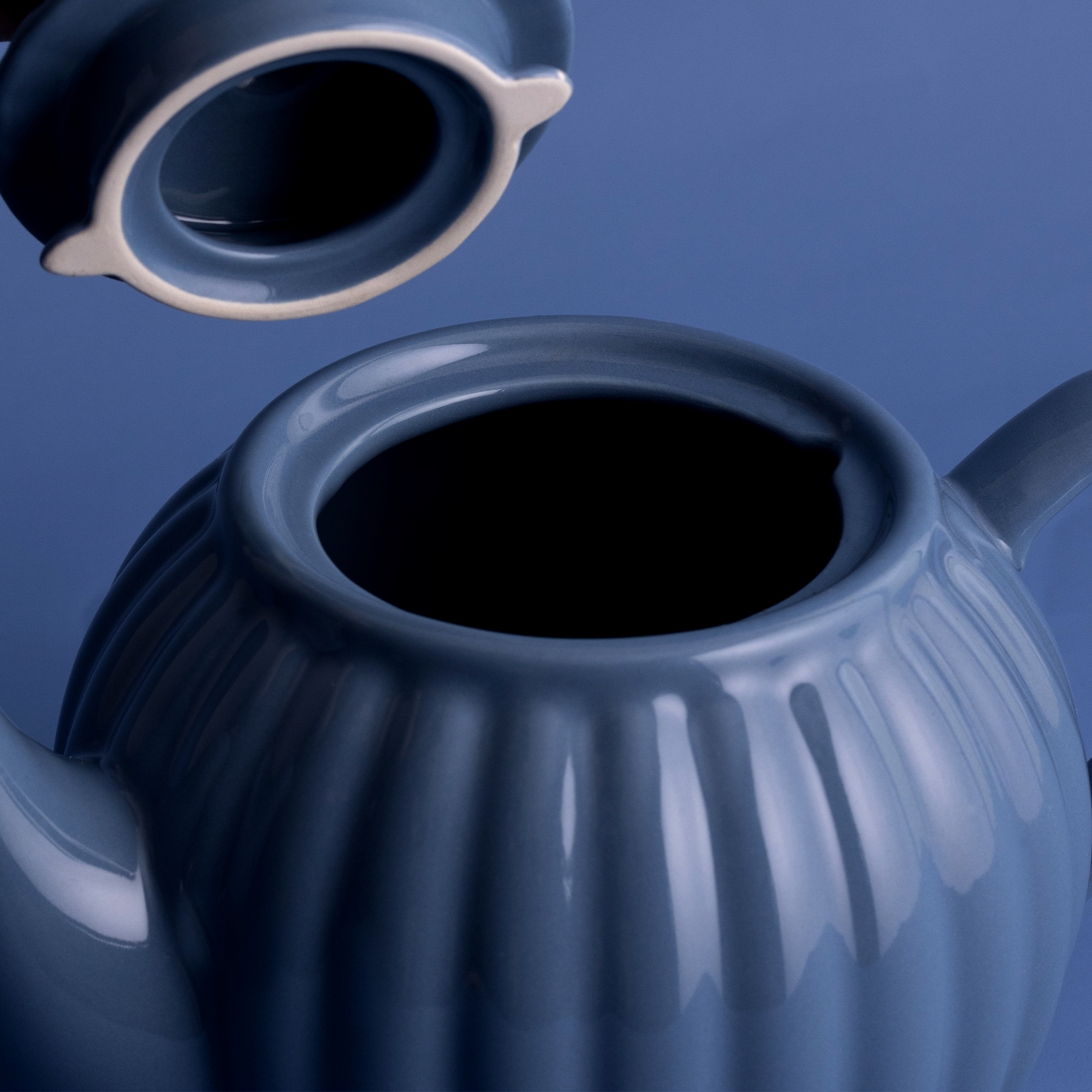 Price & Kensington - Teapot Luxe - Dove Blue