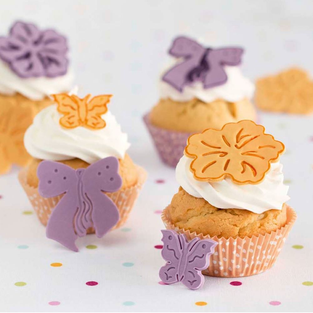 Städter - Ausstecher mit Auswerfer Schmetterling – Blüte – Schleife - 30 / 55 / 60 - Set, 3-teilig Städter - Ausstecher mit Auswerfer Schmetterling – Blüte – Schleife - 30 / 55 / 60 - Set, 3-teilig