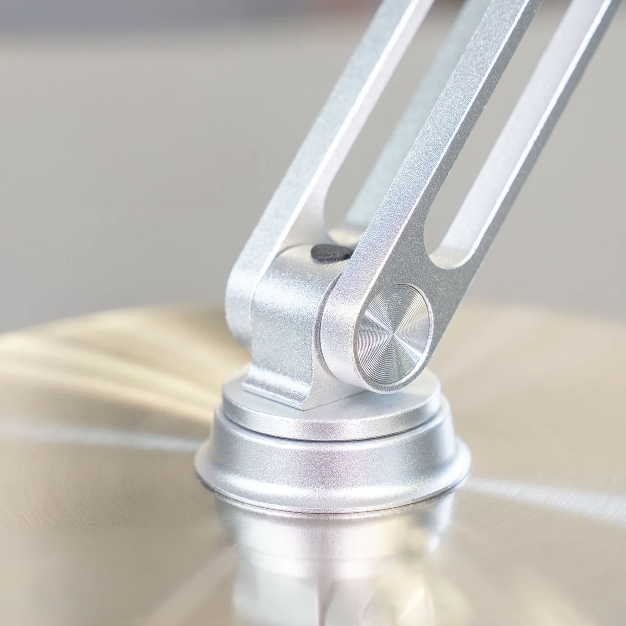 Unold - Cordless Table Fan - STEEL FLEX