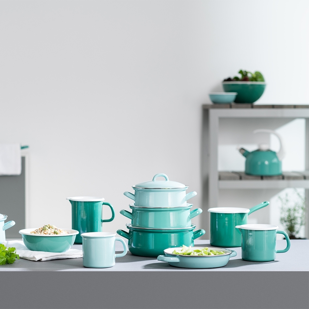 Riess CLASSIC - Natural Green Light - Saucepan with large spout