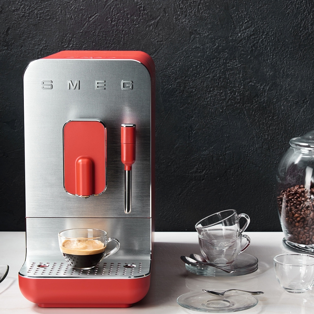 Smeg - coffee machine - design line style The 50 ° years Smeg - coffee machine - design line style The 50 ° years