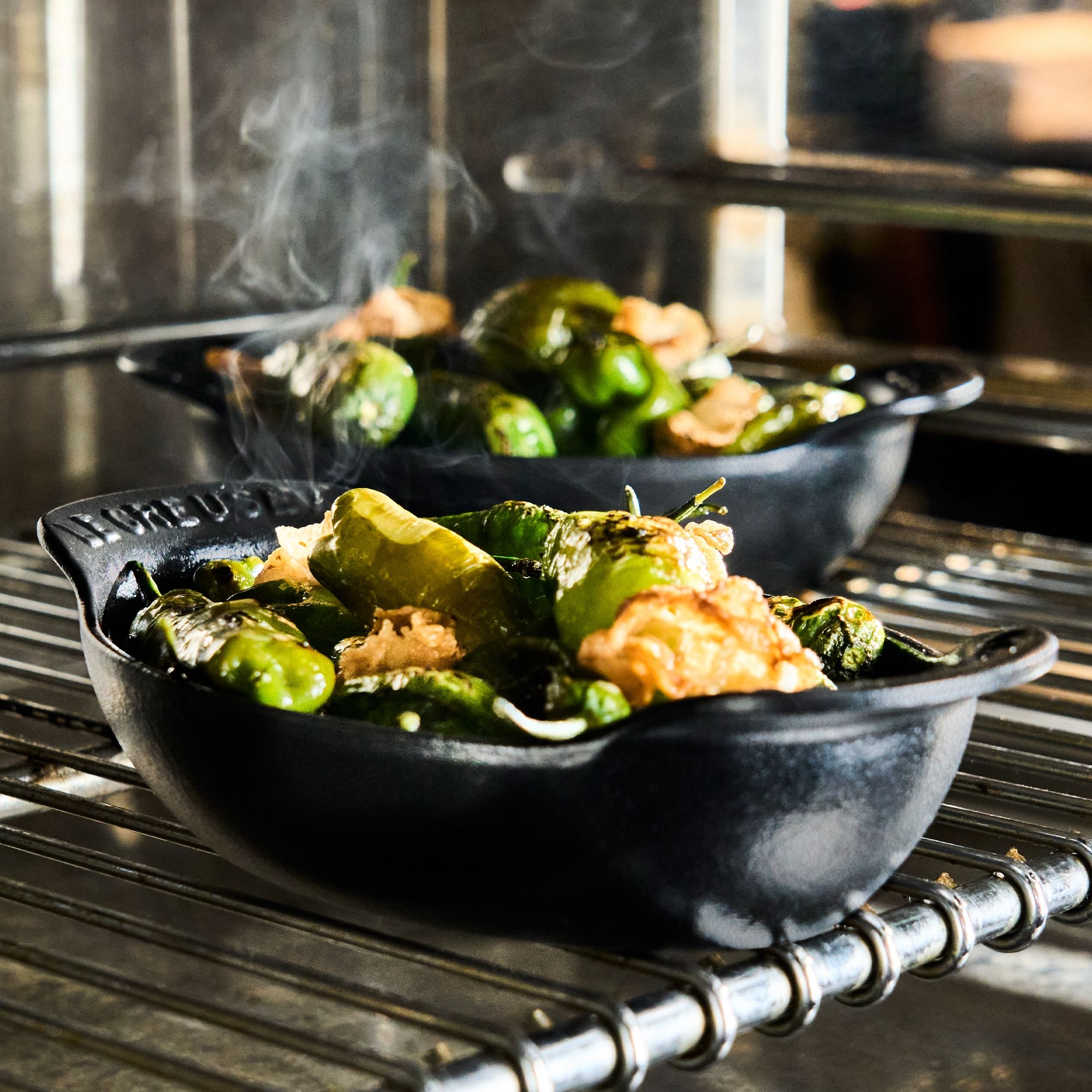 Le Creuset - Mini cocotte flat set of 4 without lid - Black matt - Gourmand Collection Le Creuset - Mini cocotte flat set of 4 without lid - Black matt - Gourmand Collection