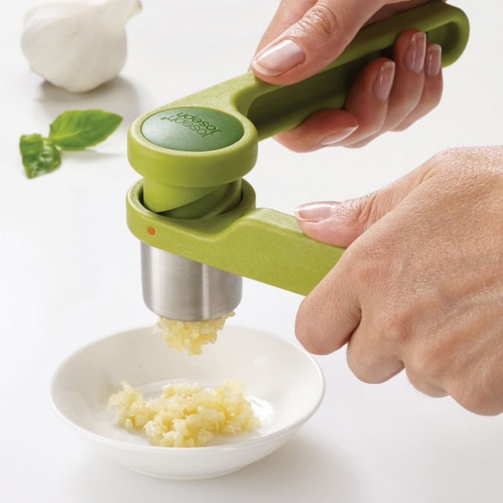 Joseph Joseph - Helix Garlic Press Joseph Joseph - Helix Garlic Press