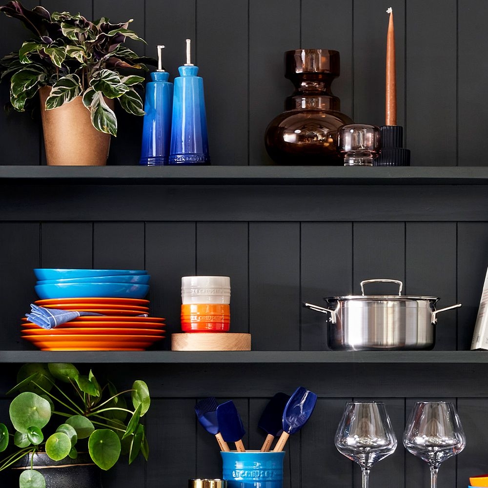 Le Creuset - Oil-Vinegar Set, 10oz. each Le Creuset - Oil-Vinegar Set, 10oz. each