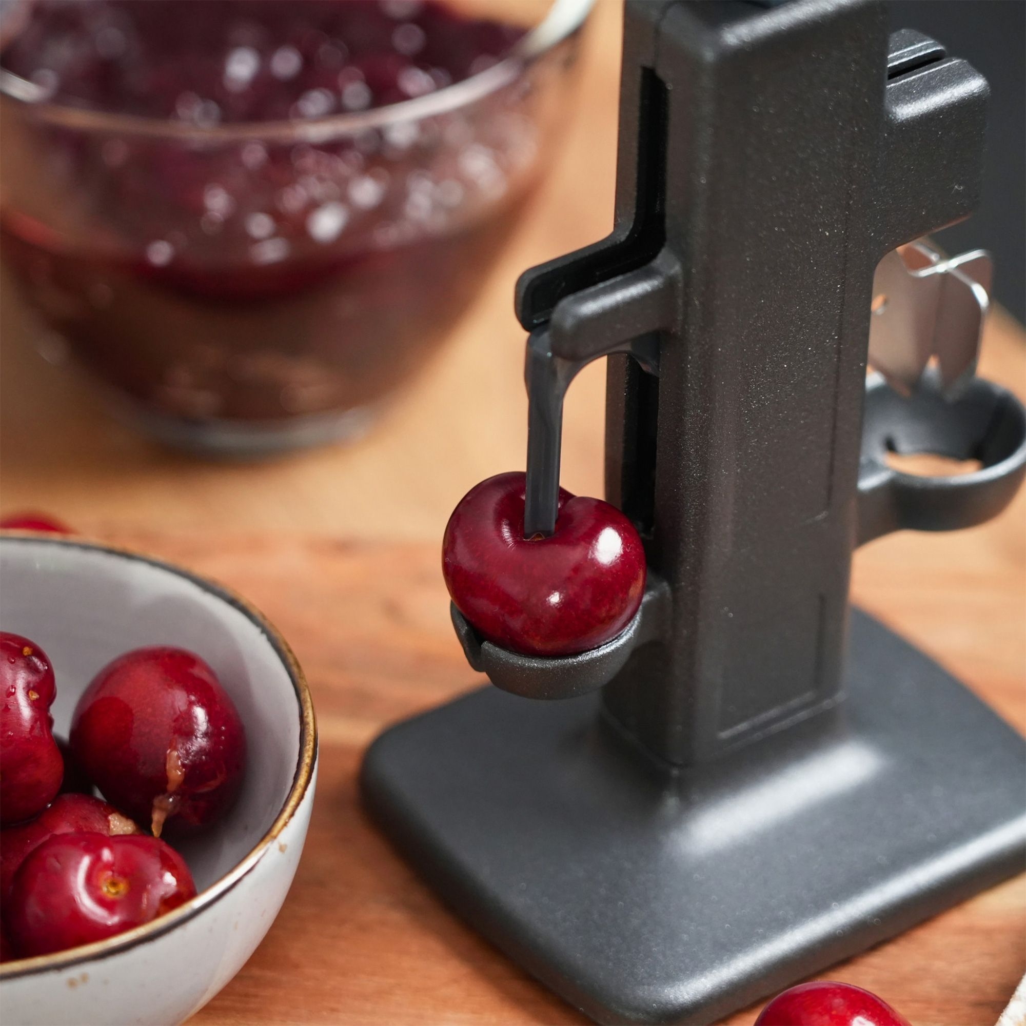 Westmark - Cherry and plum stoner »Steinex-Combi« Black Edition