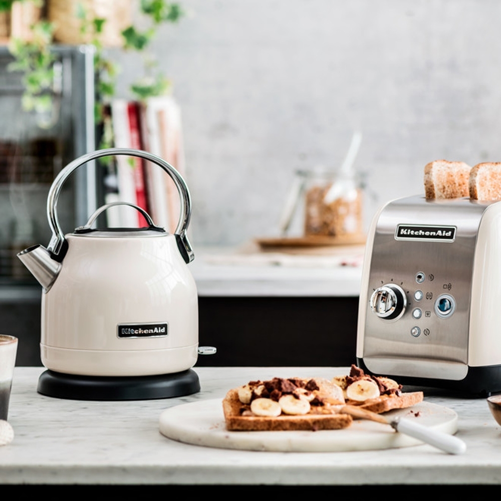 KitchenAid - Wasserkocher 1.25 L - Crème KitchenAid - Wasserkocher 1.25 L - Crème