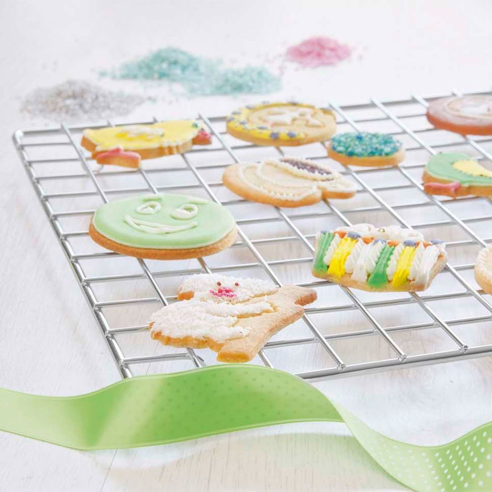 Städter - Cooling rack rectangular with feet - 45 x 32 cm