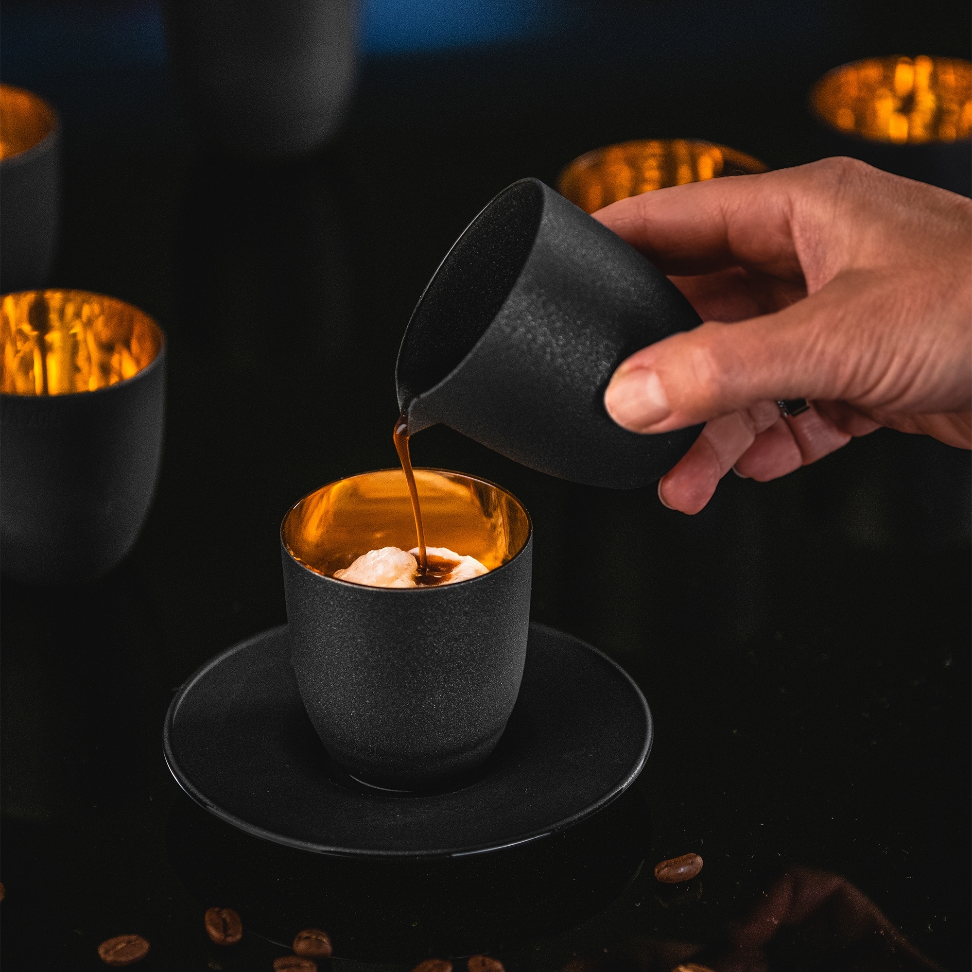 Eisch – Affogato Set – Glass with small jug, black/gold