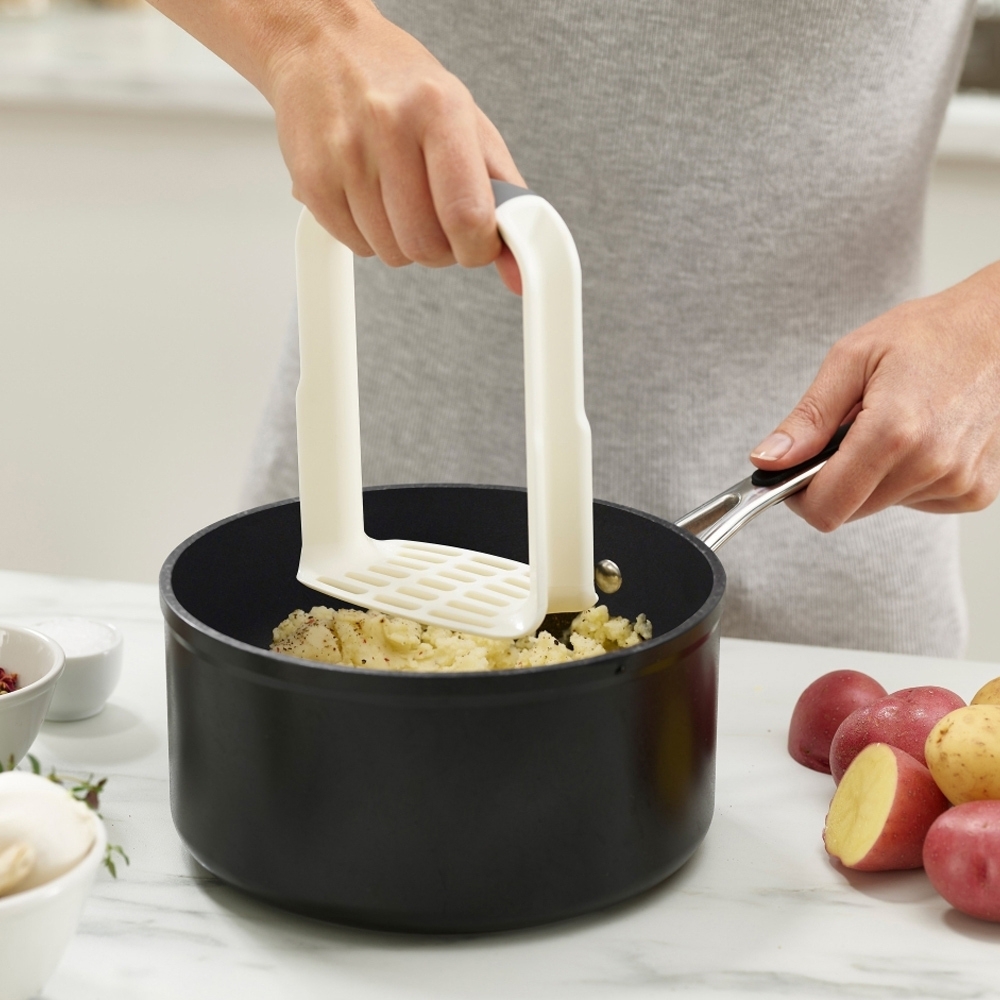 Joseph Joseph - Easy-Mash™ Ergonomic Potato Masher Joseph Joseph - Easy-Mash™ Ergonomic Potato Masher