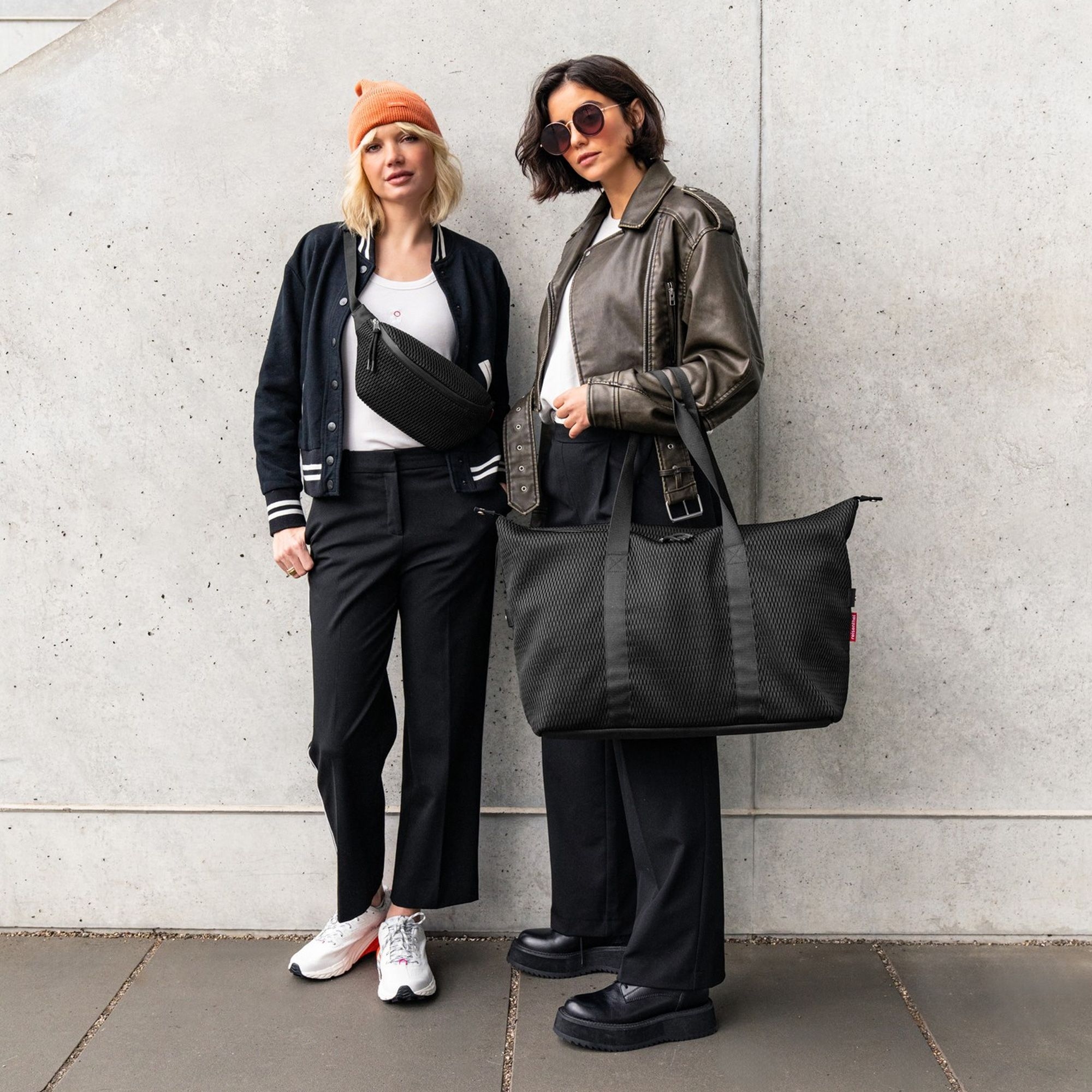 reisenthel - extralite weekender L - mesh black