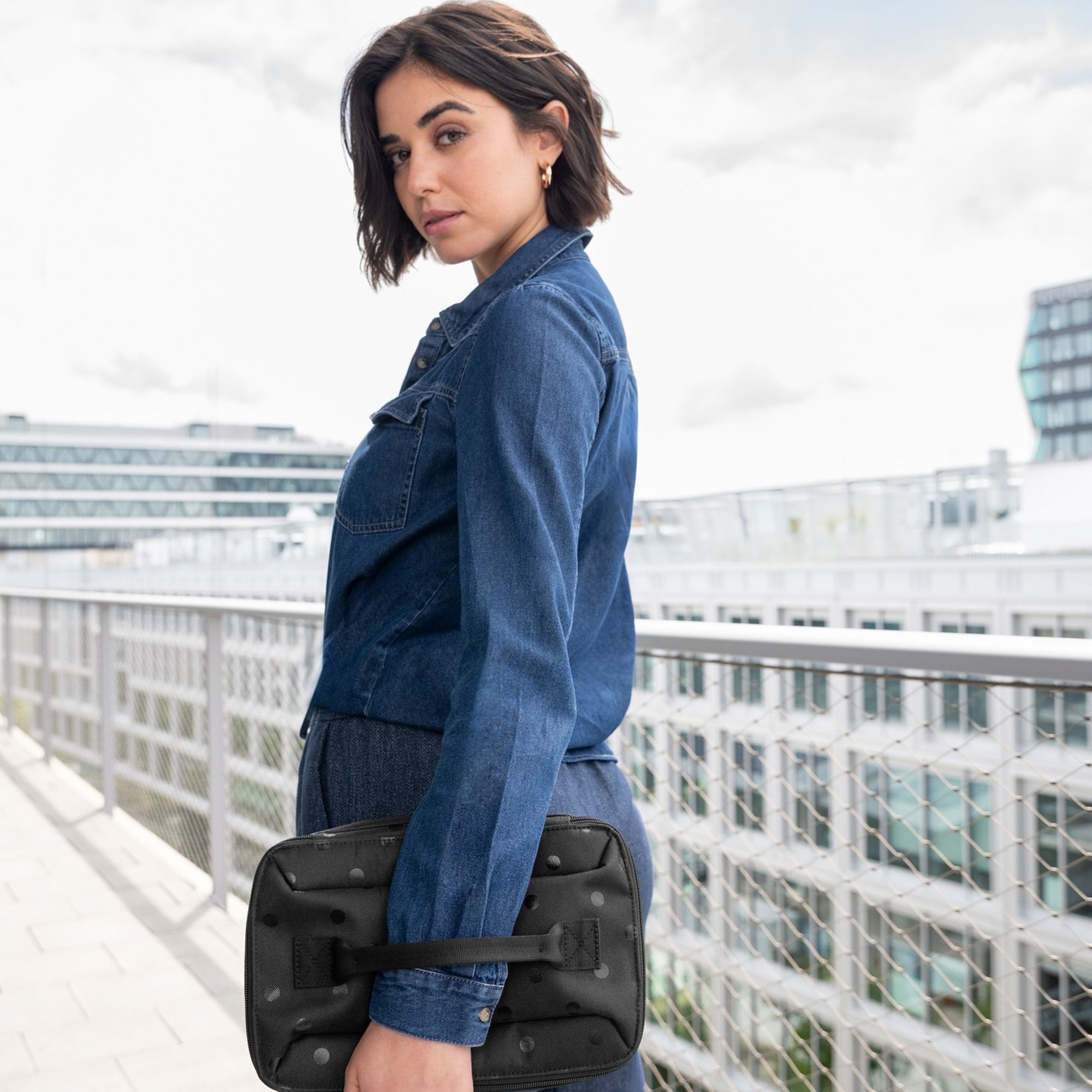 reisenthel - beautycase - glossy dots black reisenthel - beautycase - glossy dots black