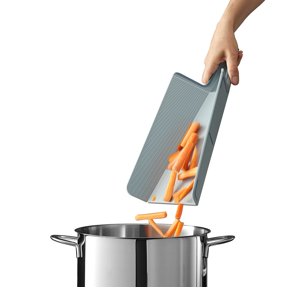 Joseph Joseph - Chop2Pot™ Plus Folding Chopping Board Joseph Joseph - Chop2Pot™ Plus Folding Chopping Board