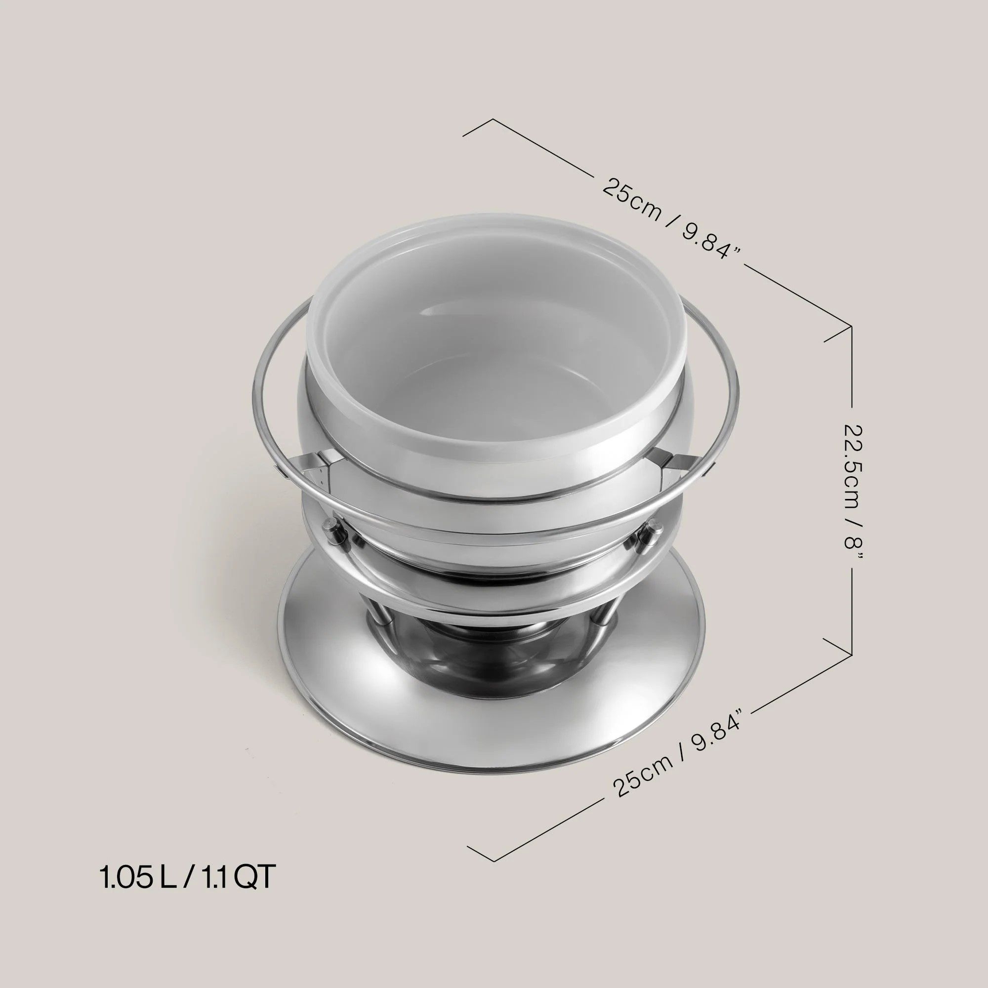 Round stainless steel food warmer with 1.05 l bowl