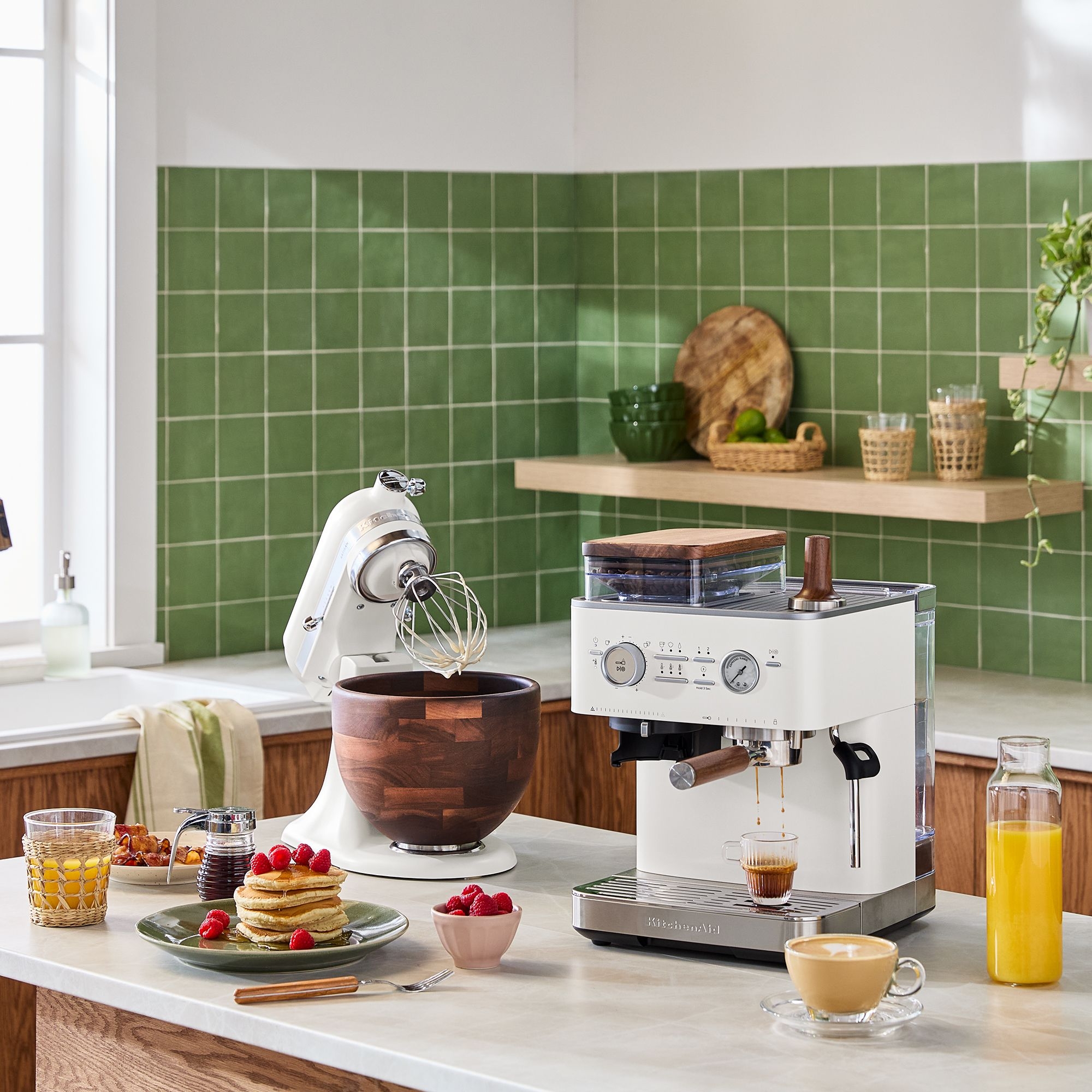 KitchenAid - Artisan Küchenmaschine 5KSM156WBEPL - Porcelain White