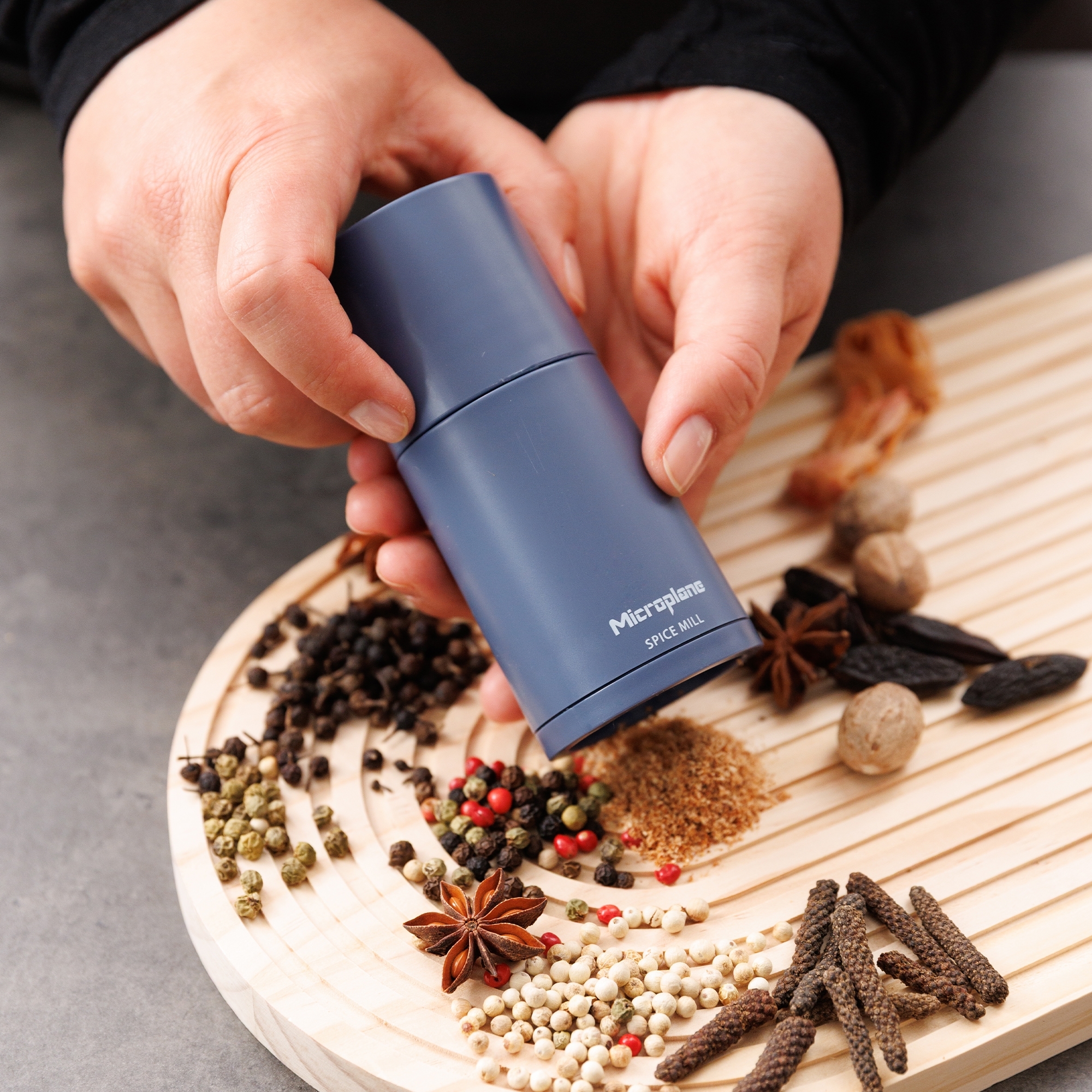 Microplane - Muskatmühle 2in1 - Denim Blue Microplane - Muskatmühle 2in1 - Denim Blue