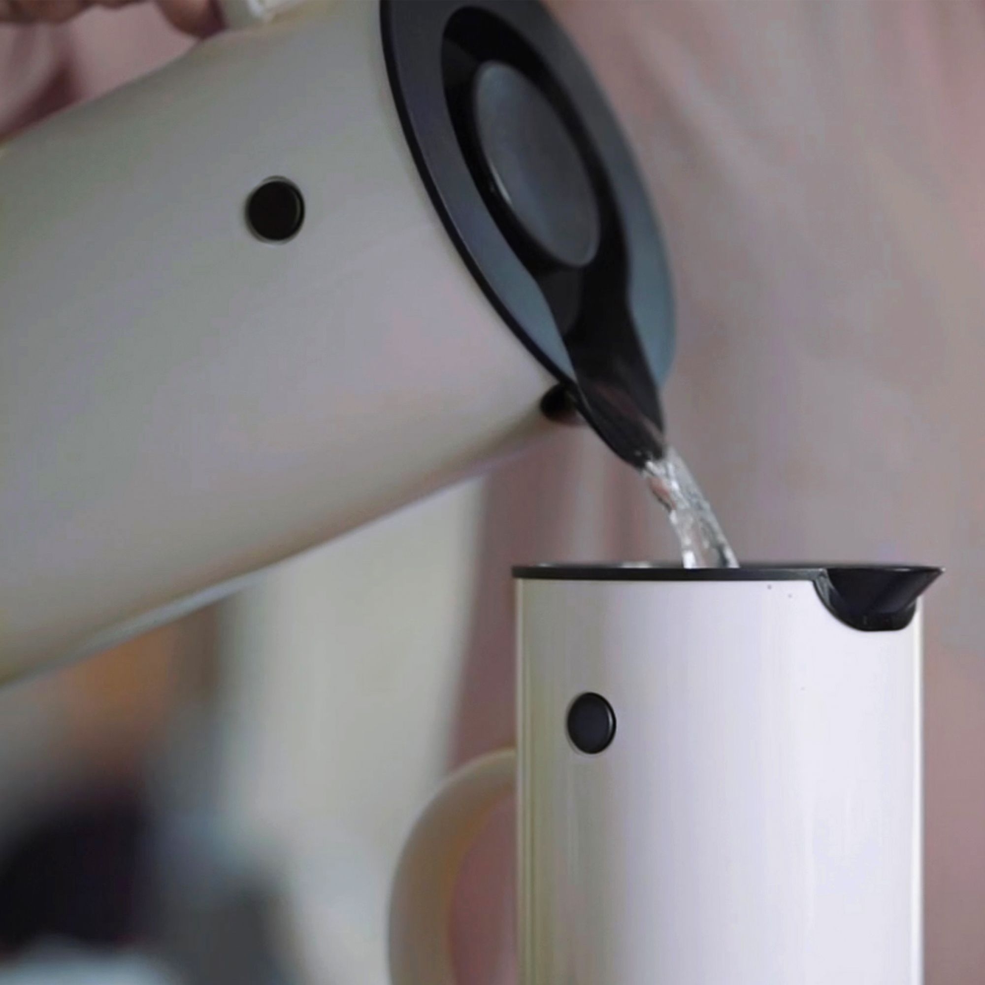 Stelton - EM77 Wasserkocher 0,5 L - weiß