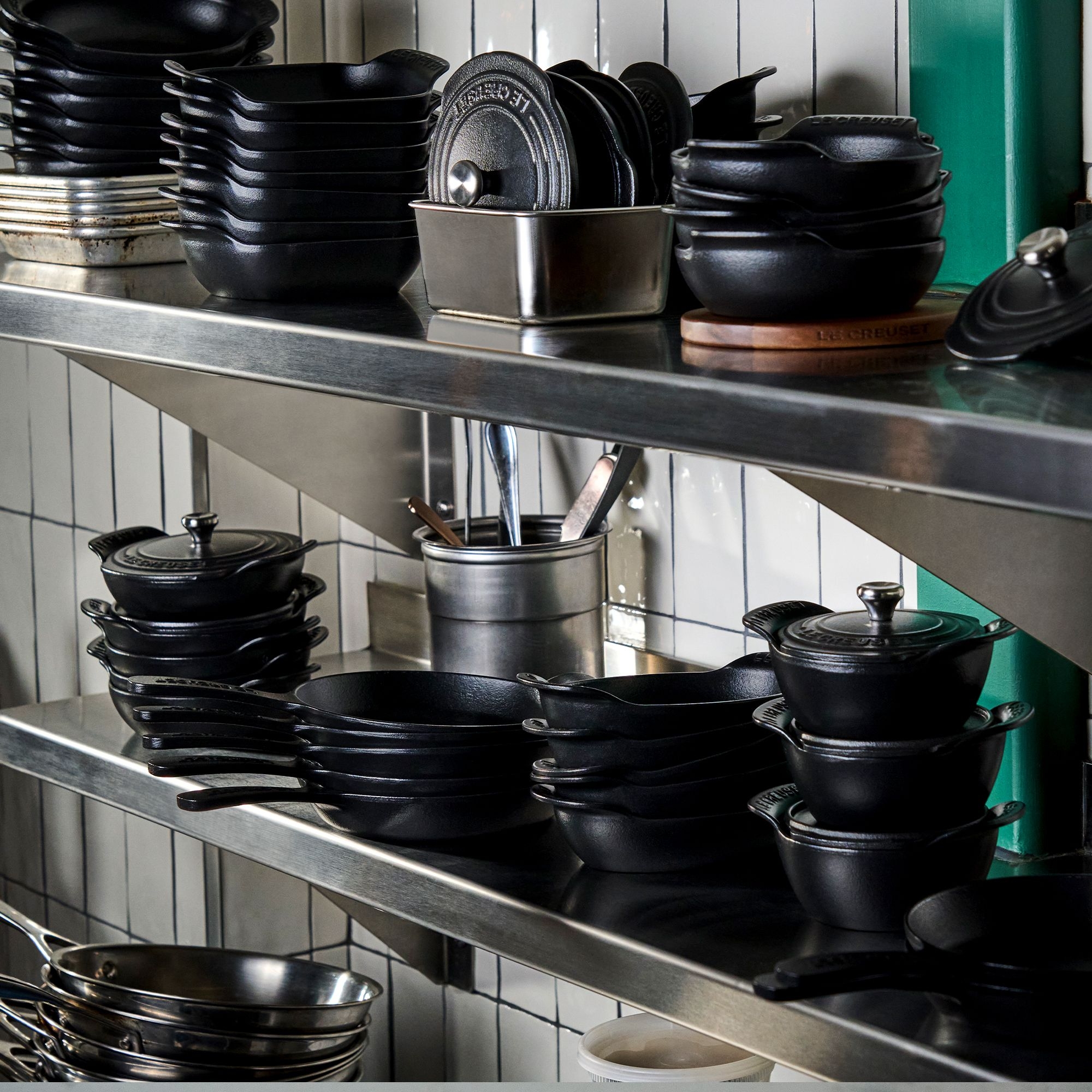 Le Creuset - Mini cocotte flat set of 4 without lid - Black matt - Gourmand Collection Le Creuset - Mini cocotte flat set of 4 without lid - Black matt - Gourmand Collection