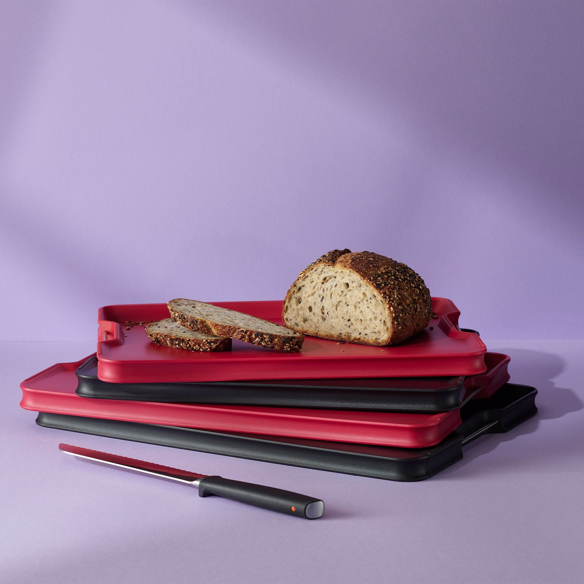 Joseph Joseph - Cut & Carve Plus - Chopping board - red Joseph Joseph - Cut & Carve Plus - Chopping board - red