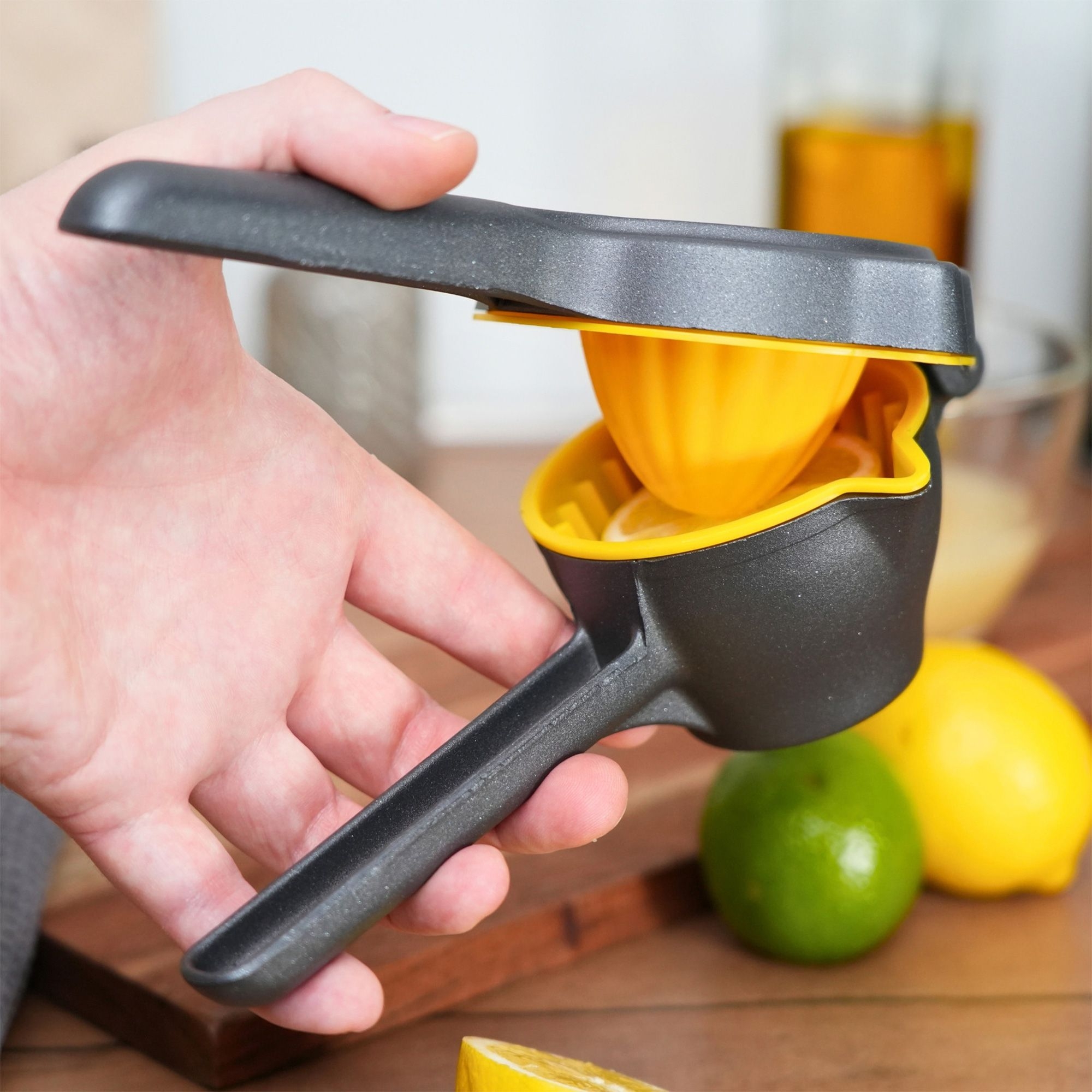 Westmark - Fruit press »Limona« Black Edition