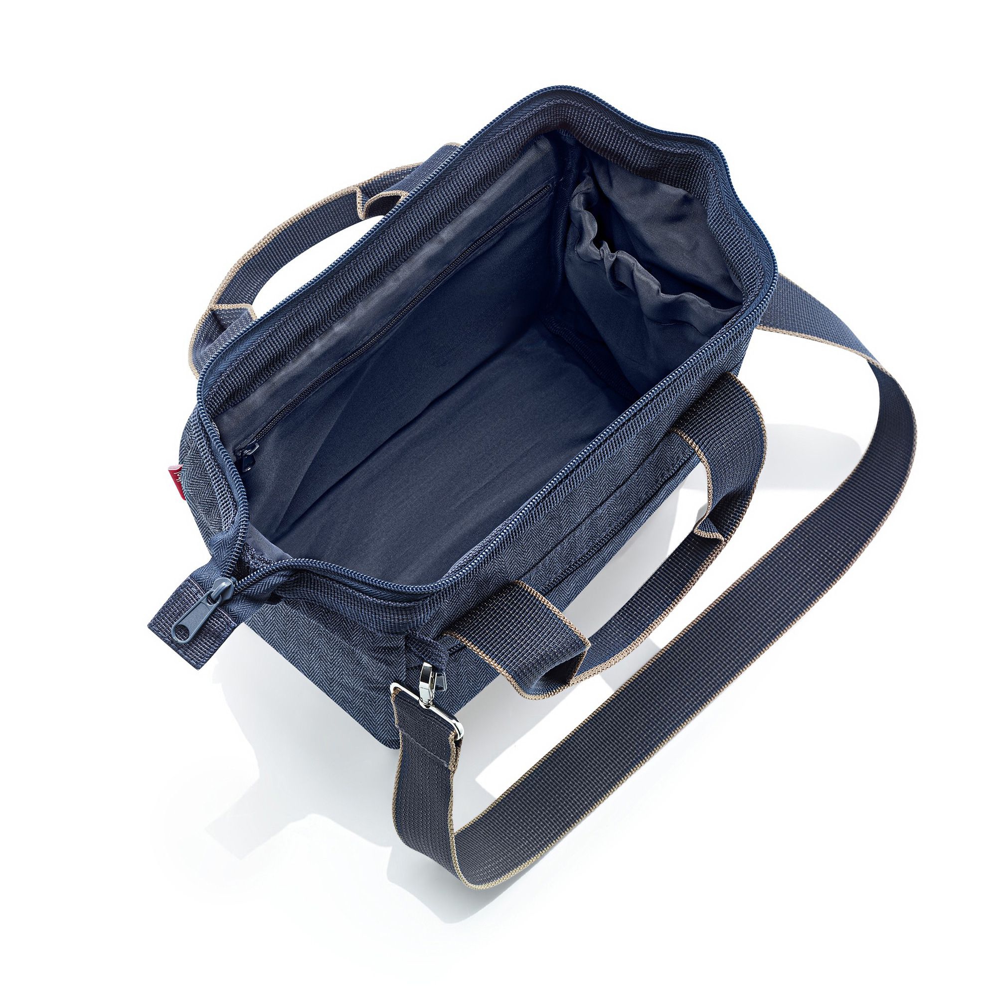 reisenthel Allrounder L Large Weekender Bag, Versatile 6-Pocket Padded  Duffel, Twist Silver