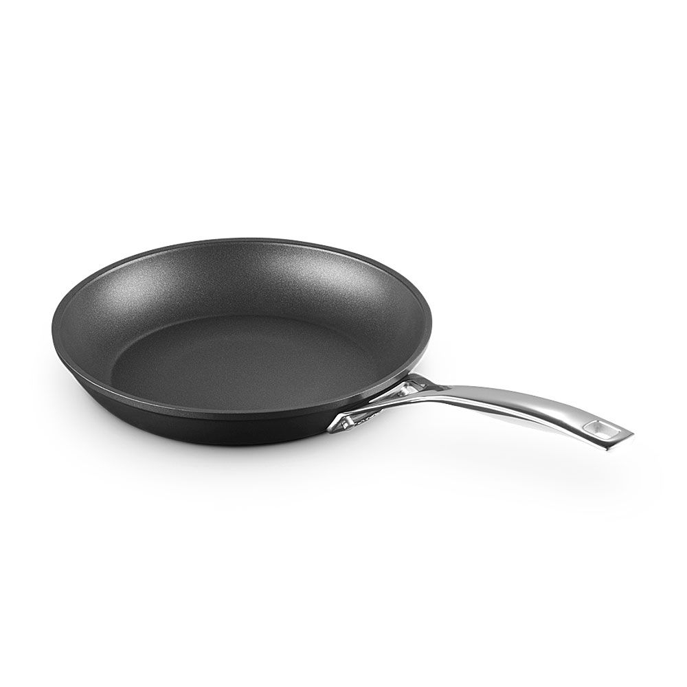 Le Creuset - Aluminium Pfanne flach - Antihaft Le Creuset - Aluminium Pfanne flach - Antihaft