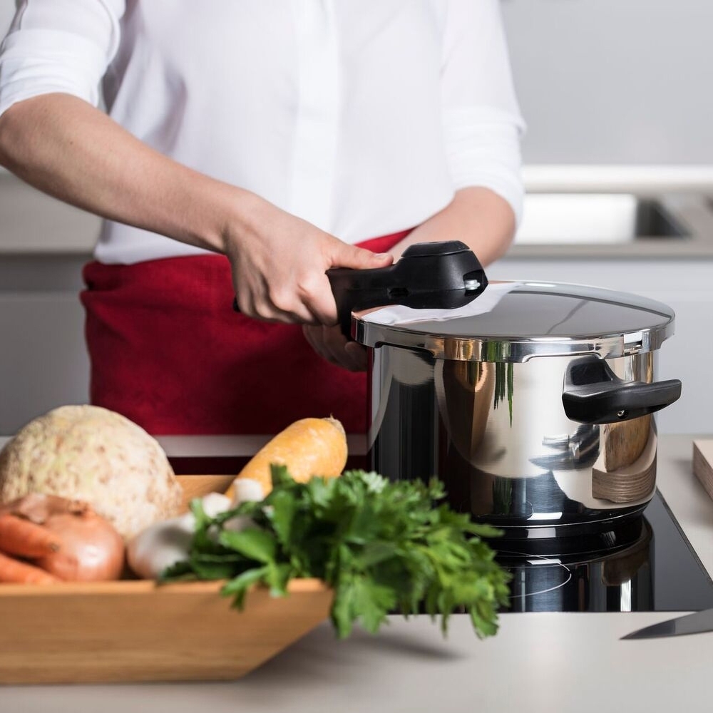 Kelomat - Pressure cooker Super INDUCTION Kelomat - Pressure cooker Super INDUCTION