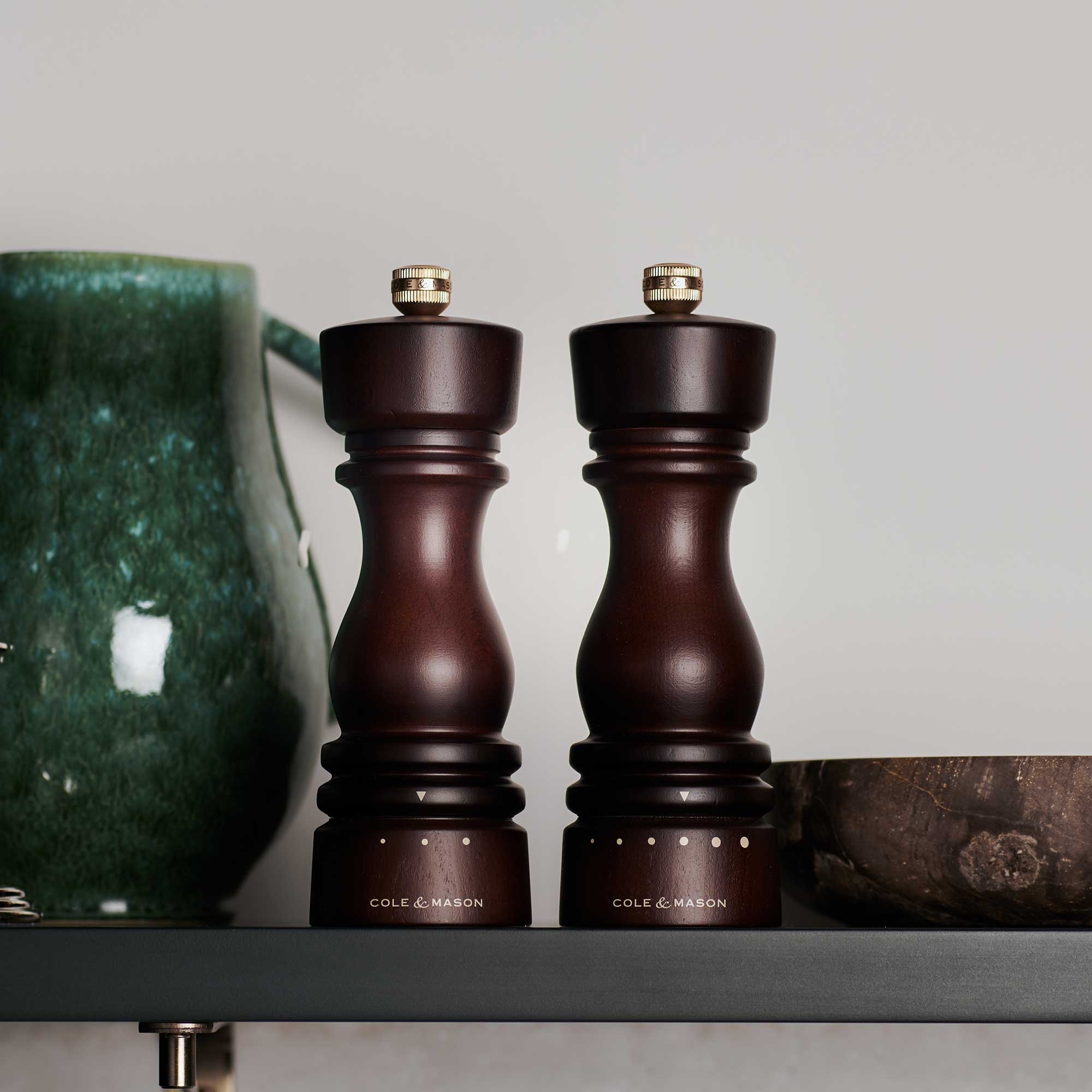 COLE & MASON - London Grind Select Pepper and Salt Mill Set - 18 cm | Dark Stained