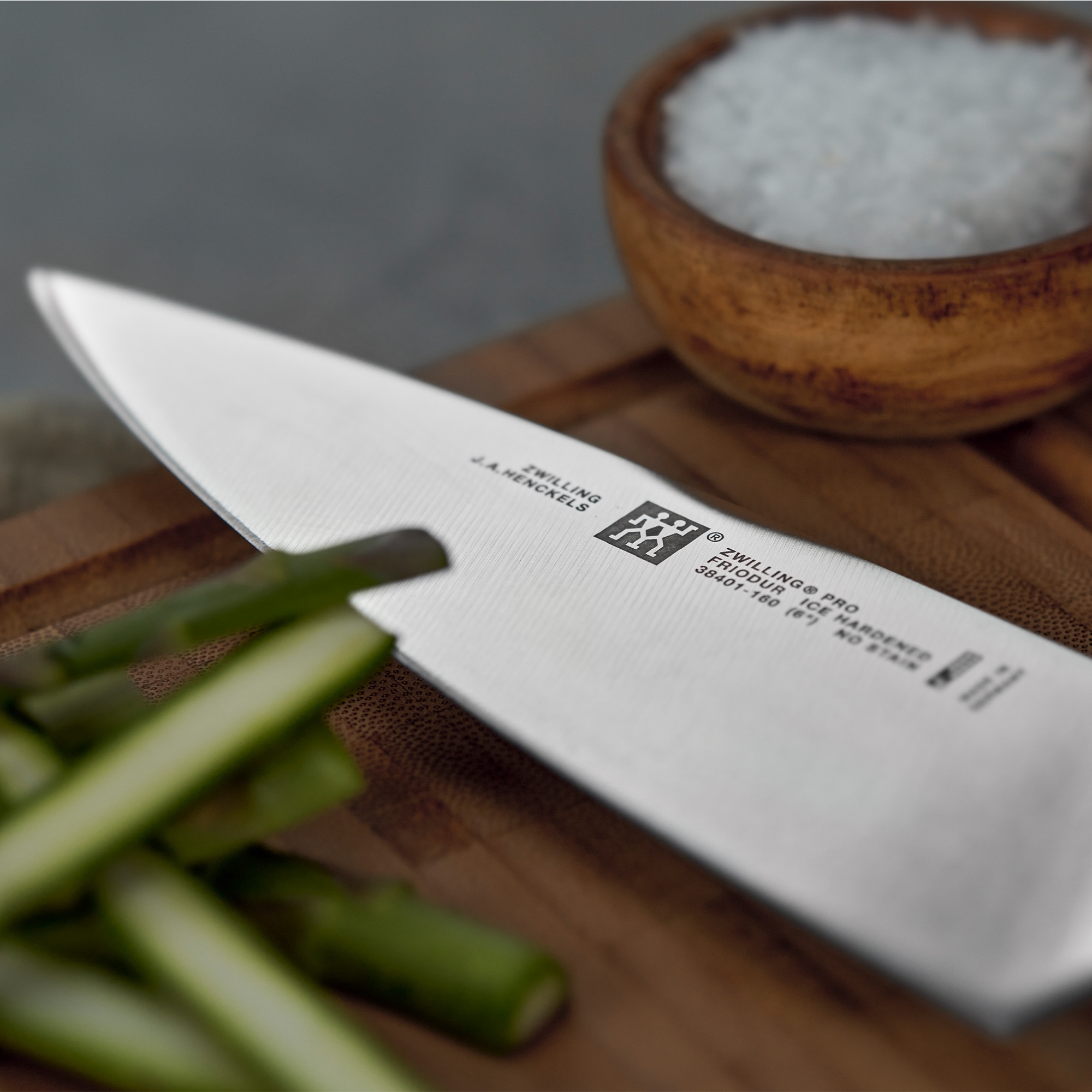 ZWILLING - Kochmesser | Pro | 18 cm