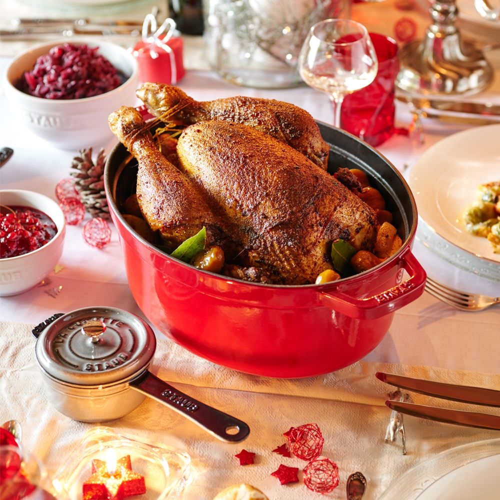 STAUB - Cocotte | oval | 29 cm | kirschrot