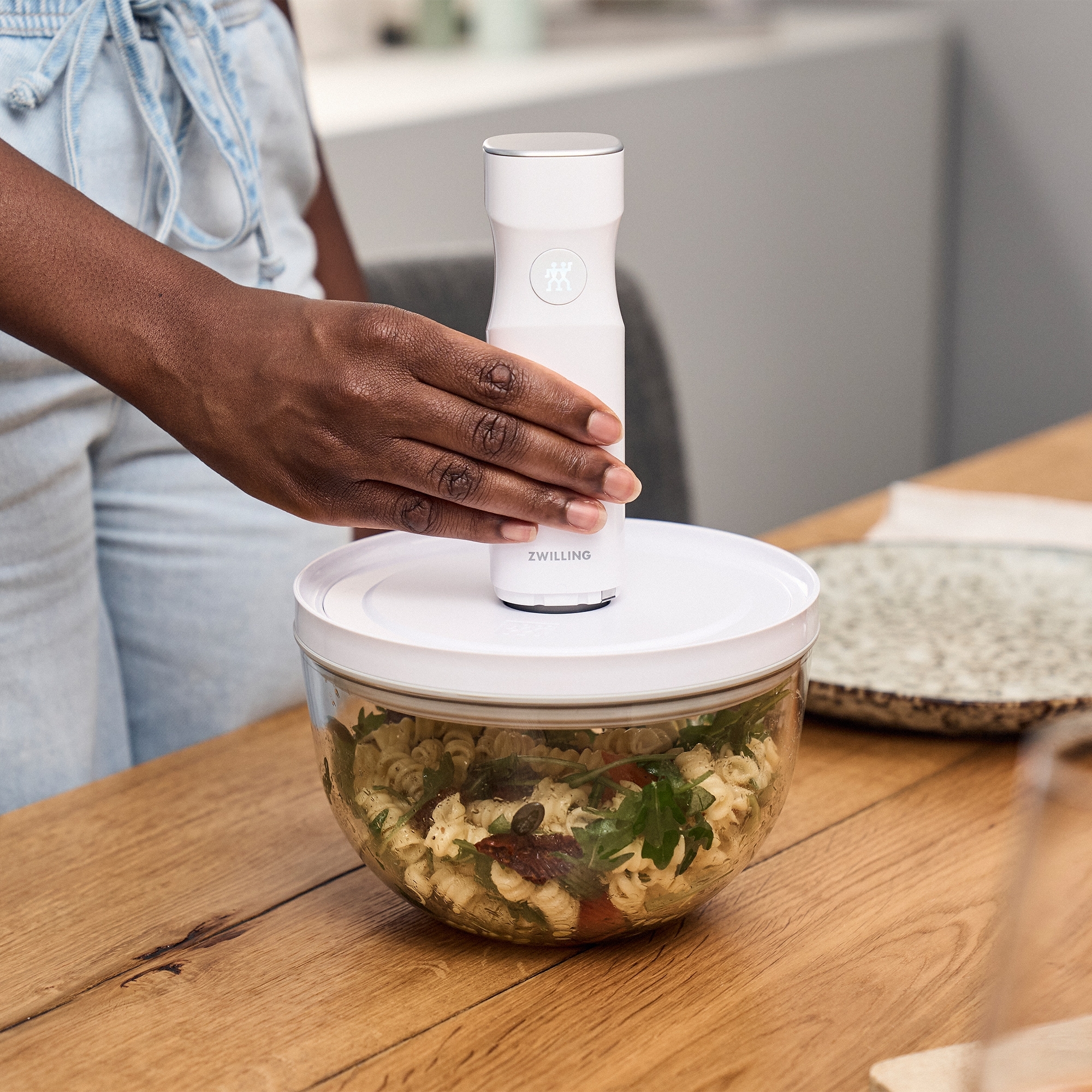 Hand bedient elektrischen Frischhaltedeckel mit Salatschüsse