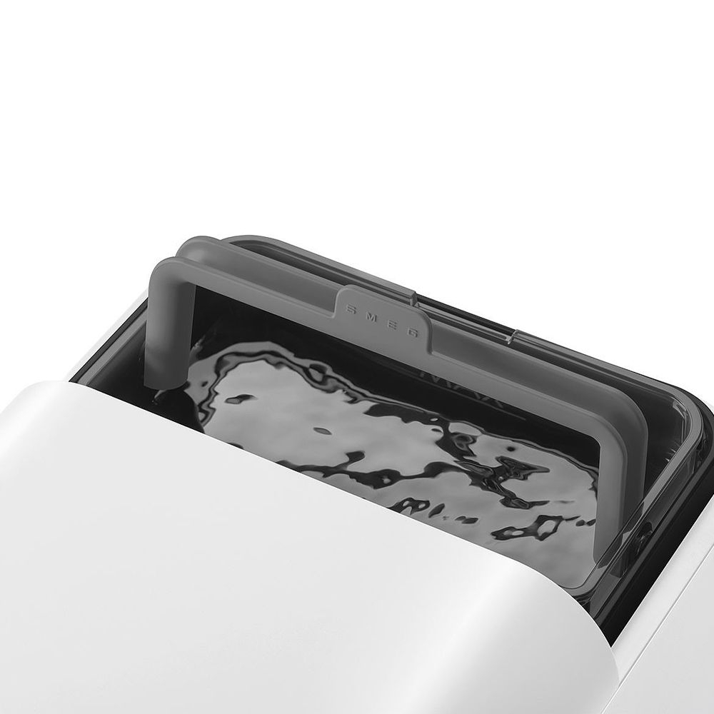 Smeg - Fully automatic coffee machine with steam function - White Smeg - Fully automatic coffee machine with steam function - White