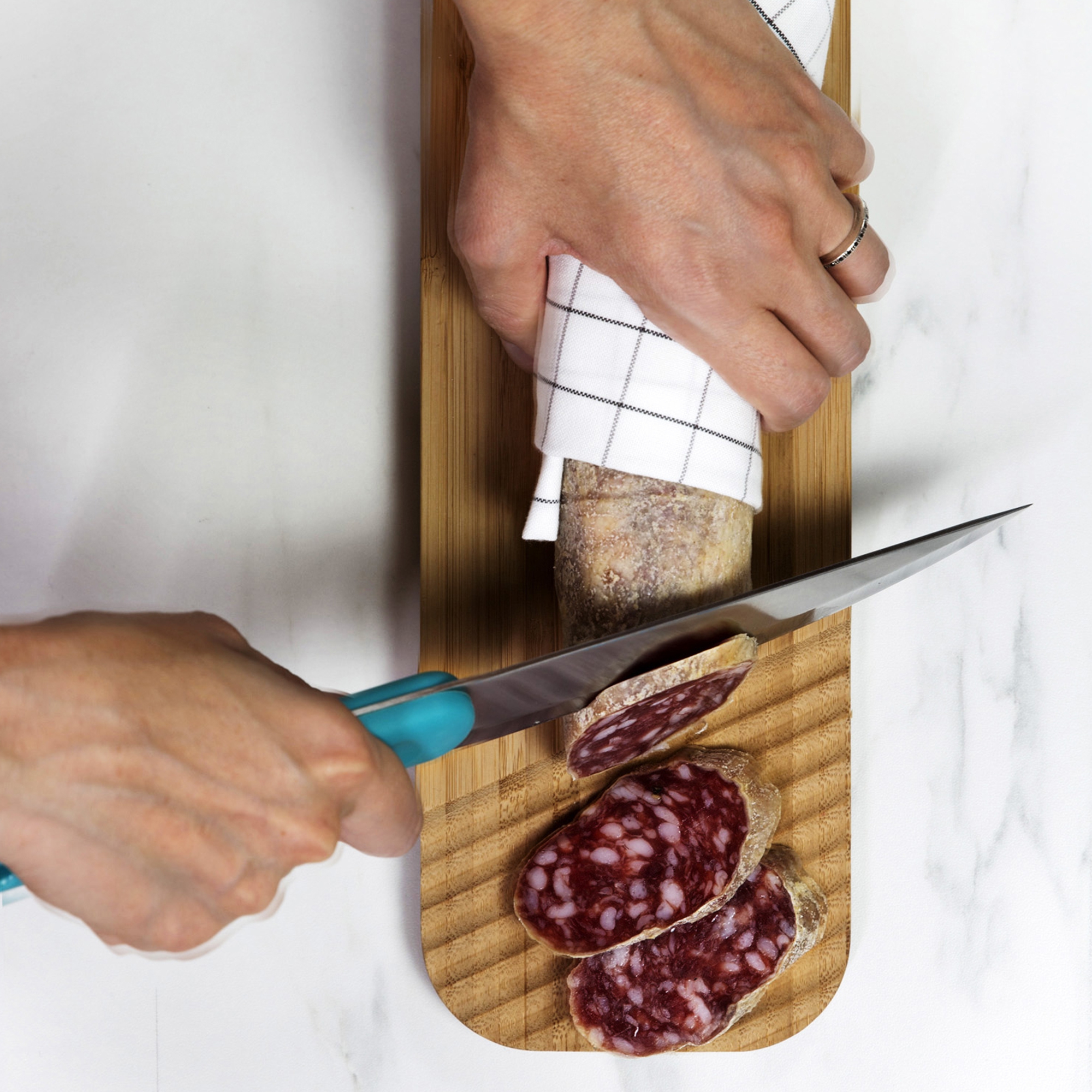 Trebonn - ARTU cutting board + salami knife