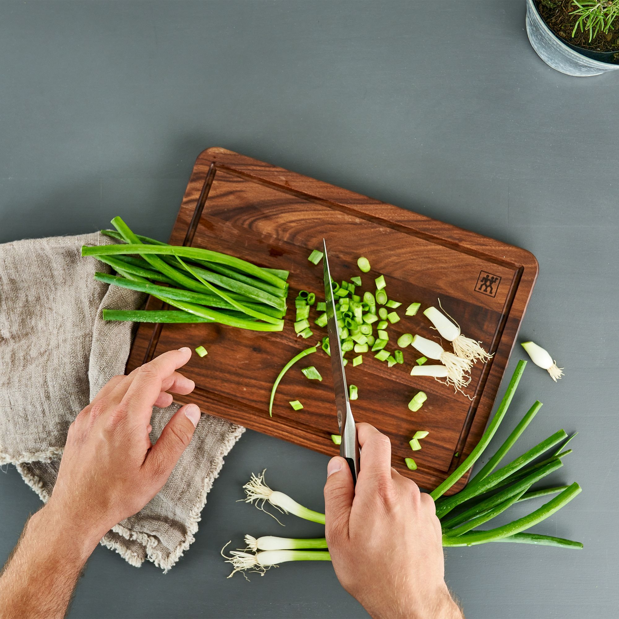 ZWILLING - Cutting Board | 35 cm x 25 cm | Walnut